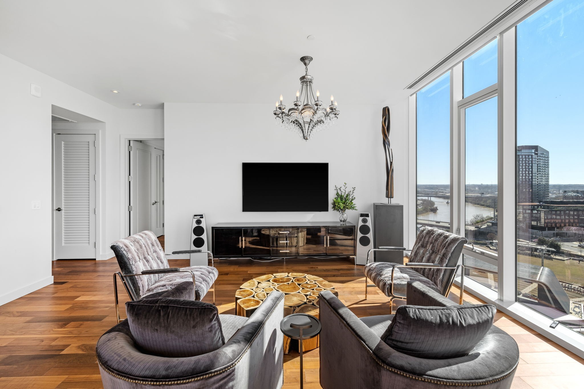  160 2nd Ave S #1602, Nashville, TN, 37201 - 物件實景