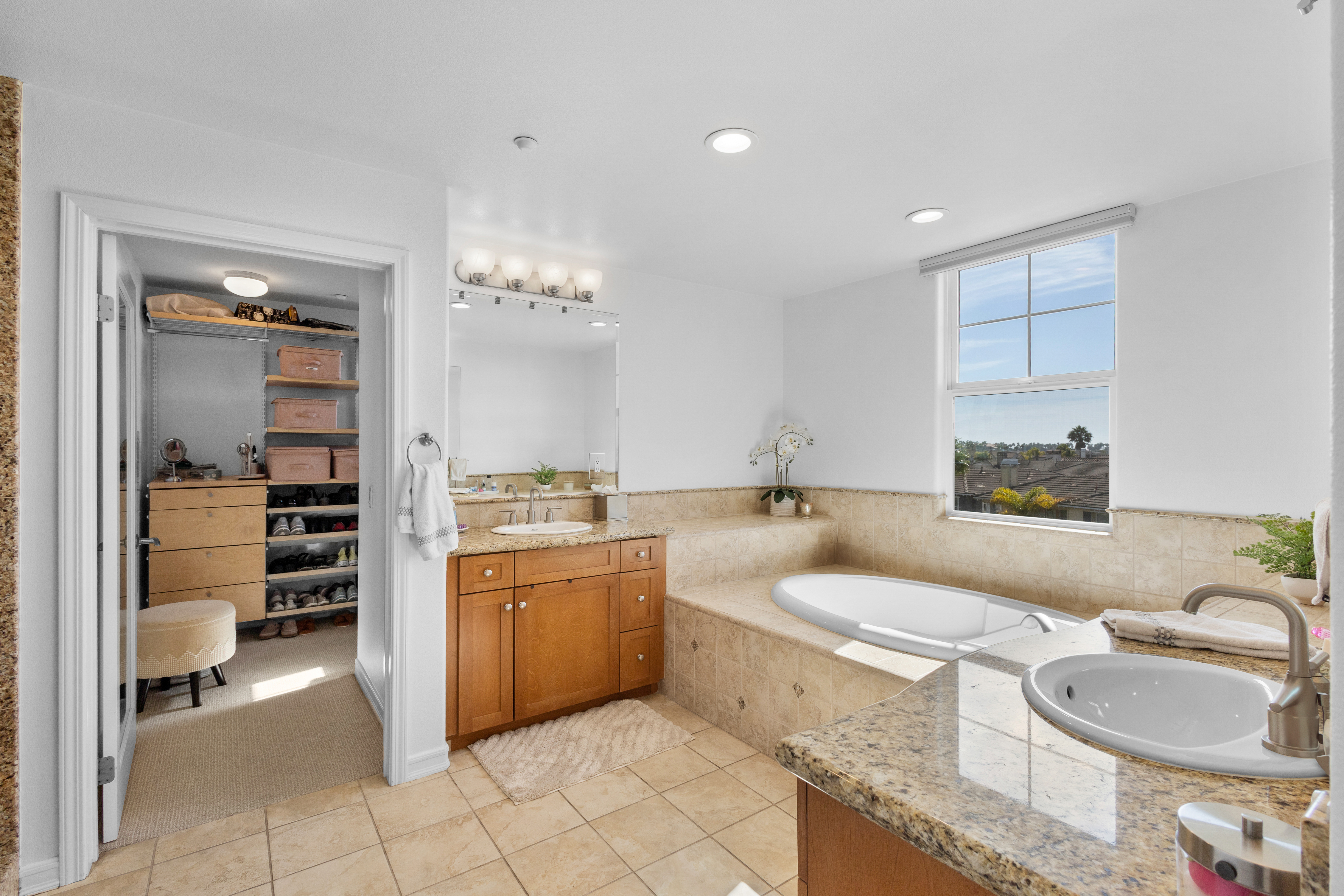  1560 Seabridge Lane, Oxnard, CA 93035 - 物件實景