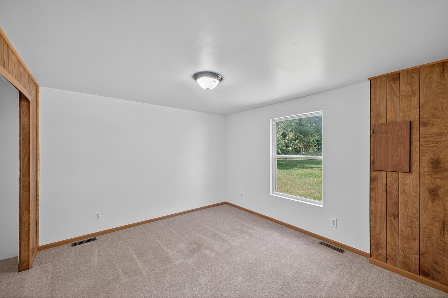 Udolpho Twp, Minnesota, 55917, United States, 5 Bedrooms Bedrooms, ,3 BathroomsBathrooms,Residential,For Sale,1940974