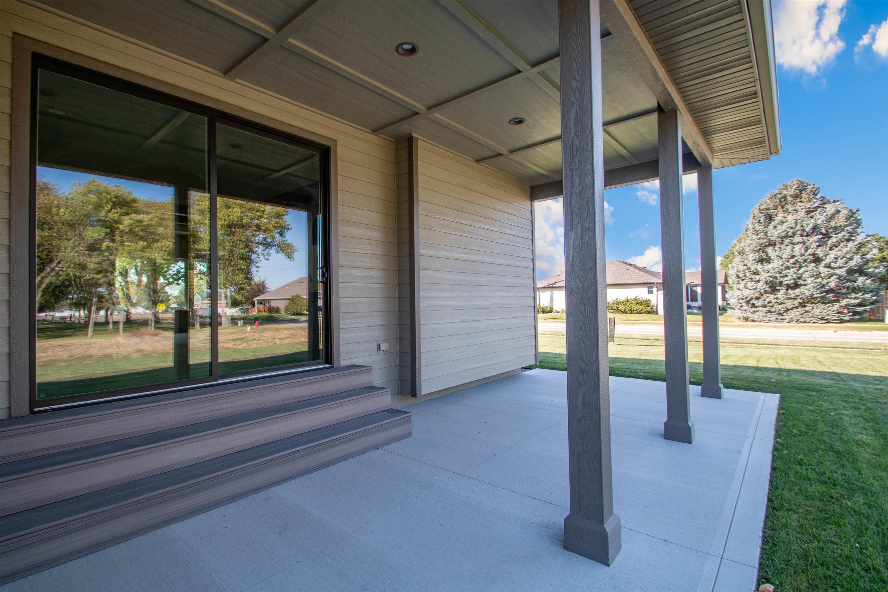 Sergeant Bluff, Iowa, 51054, United States, 3 Bedrooms Bedrooms, ,2 BathroomsBathrooms,Residential,For Sale,1974181