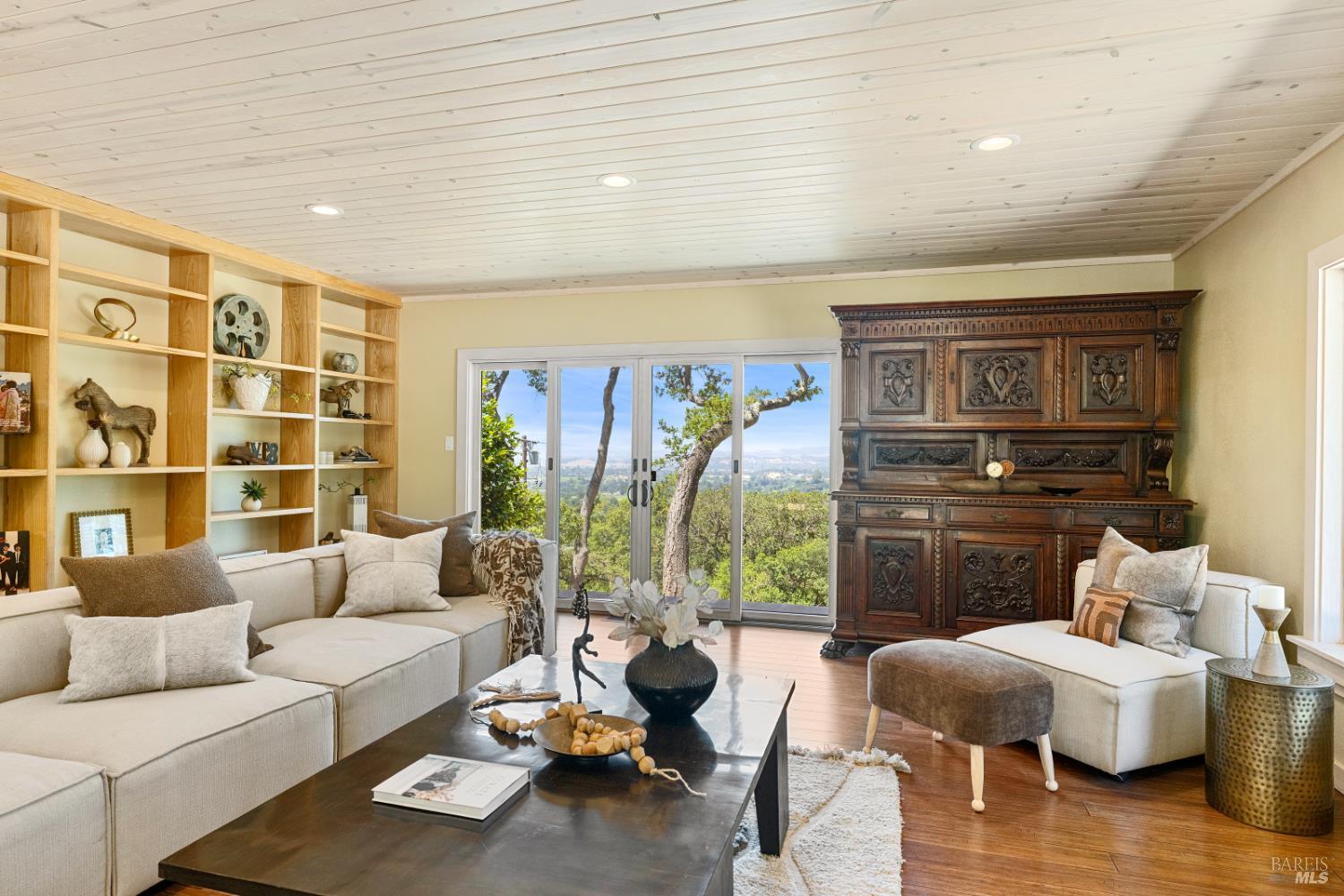 Napa, California, 94558, United States, 3 Bedrooms Bedrooms, ,2 BathroomsBathrooms,Residential,For Sale,1991409