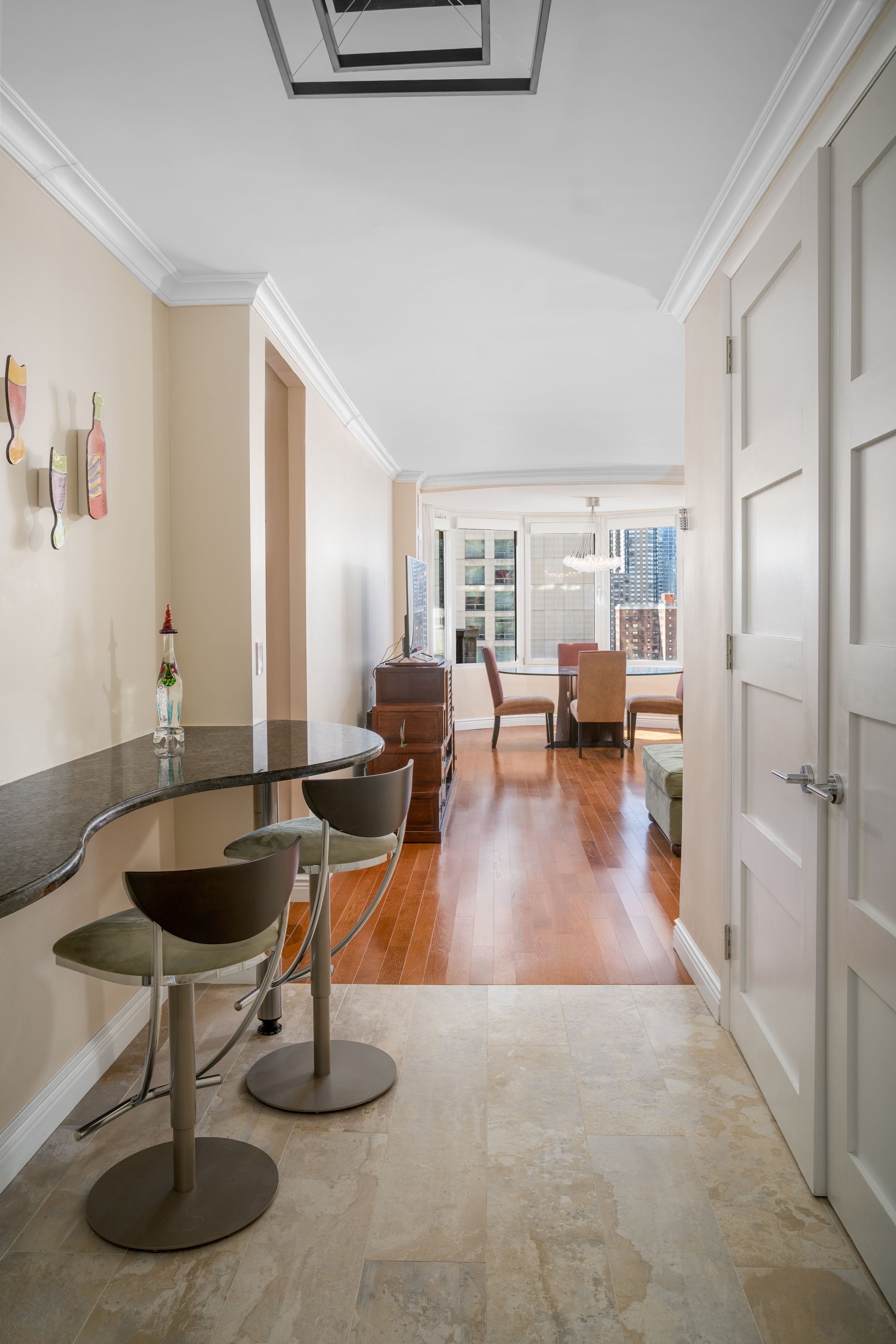  44 West 62nd Street - 物件實景