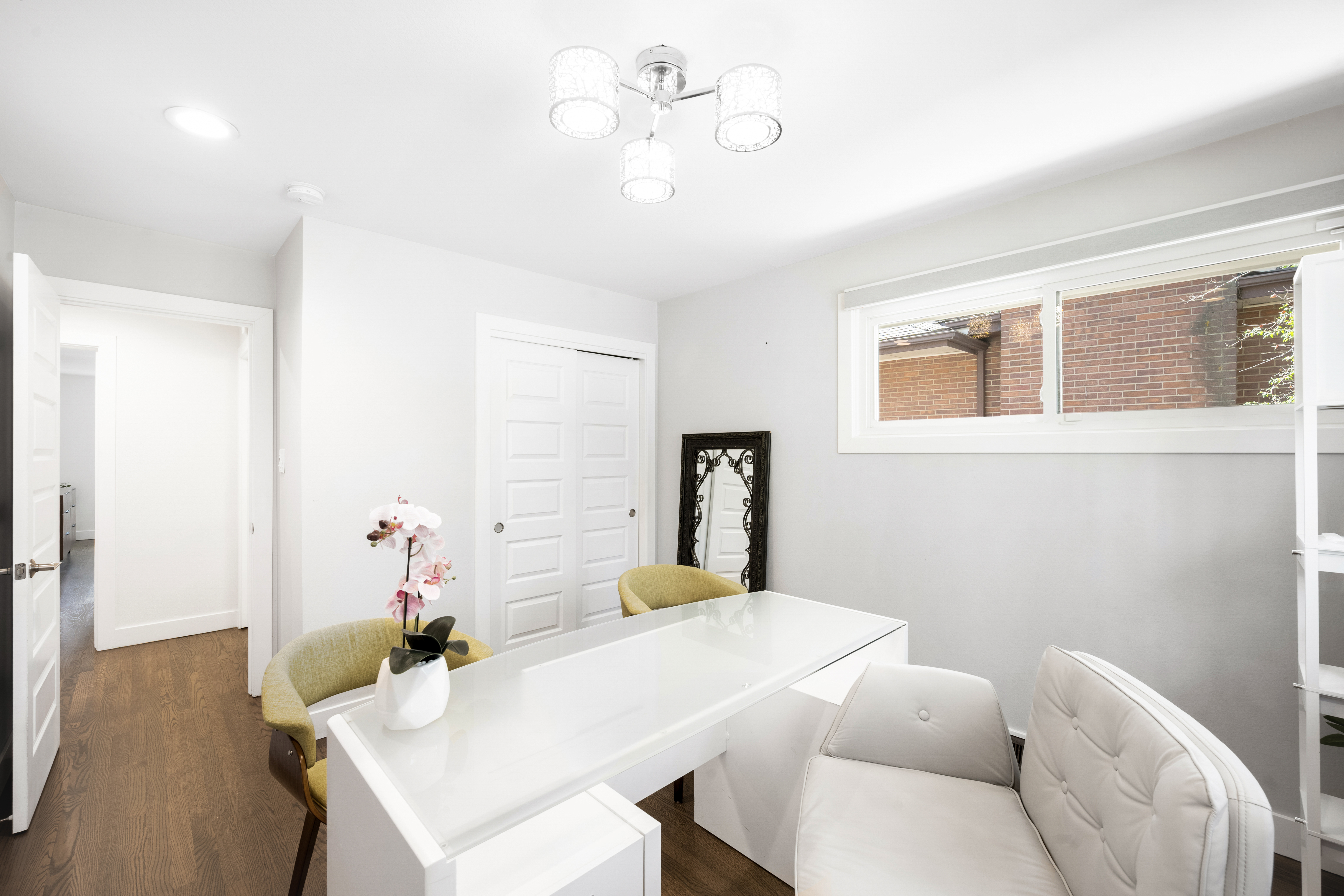  Updated Mid-Mod  Backyard Retreat - 物件實景