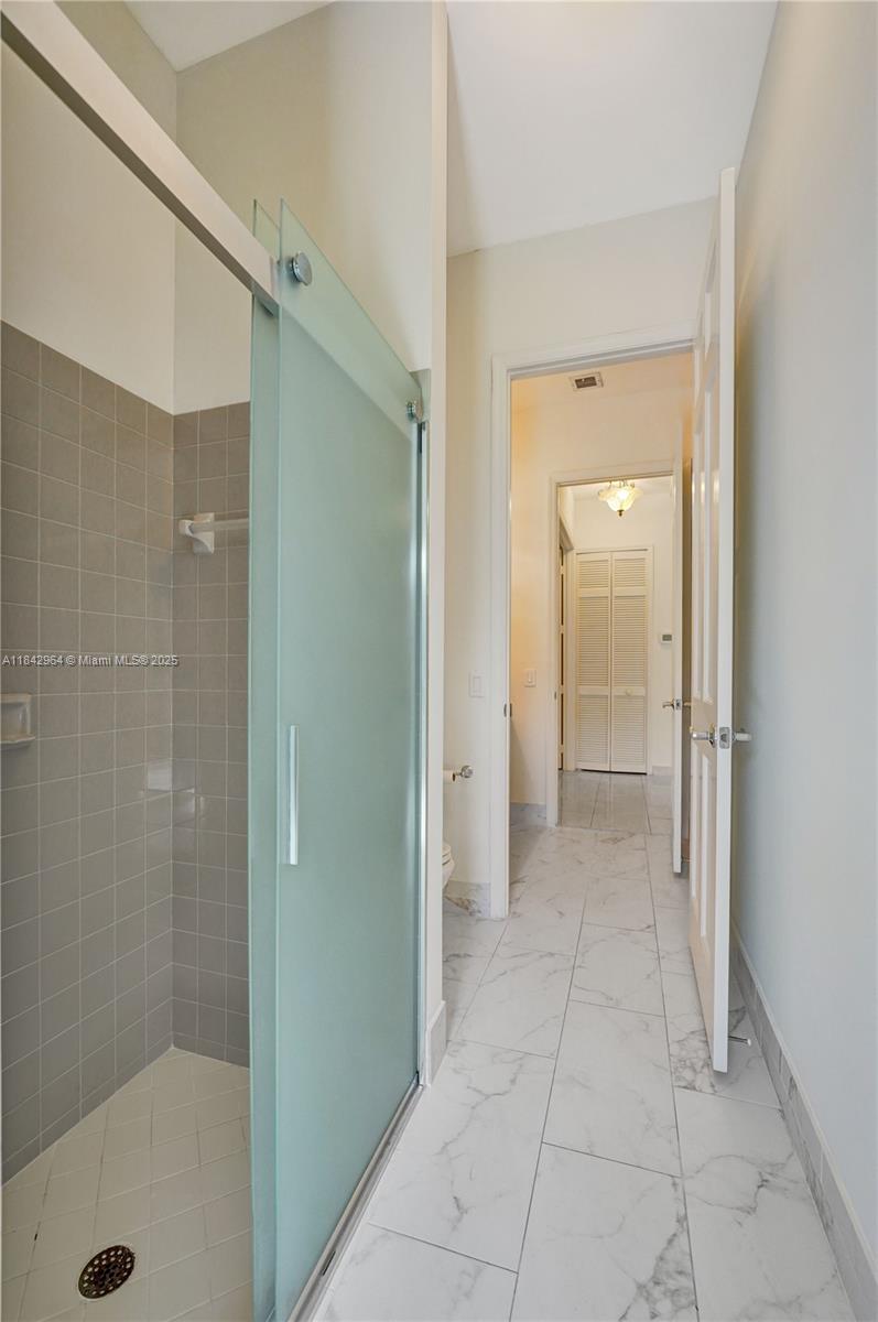 Weston, Florida, 33326, United States, 5 Bedrooms Bedrooms, ,4 BathroomsBathrooms,Residential,For Sale,1987523