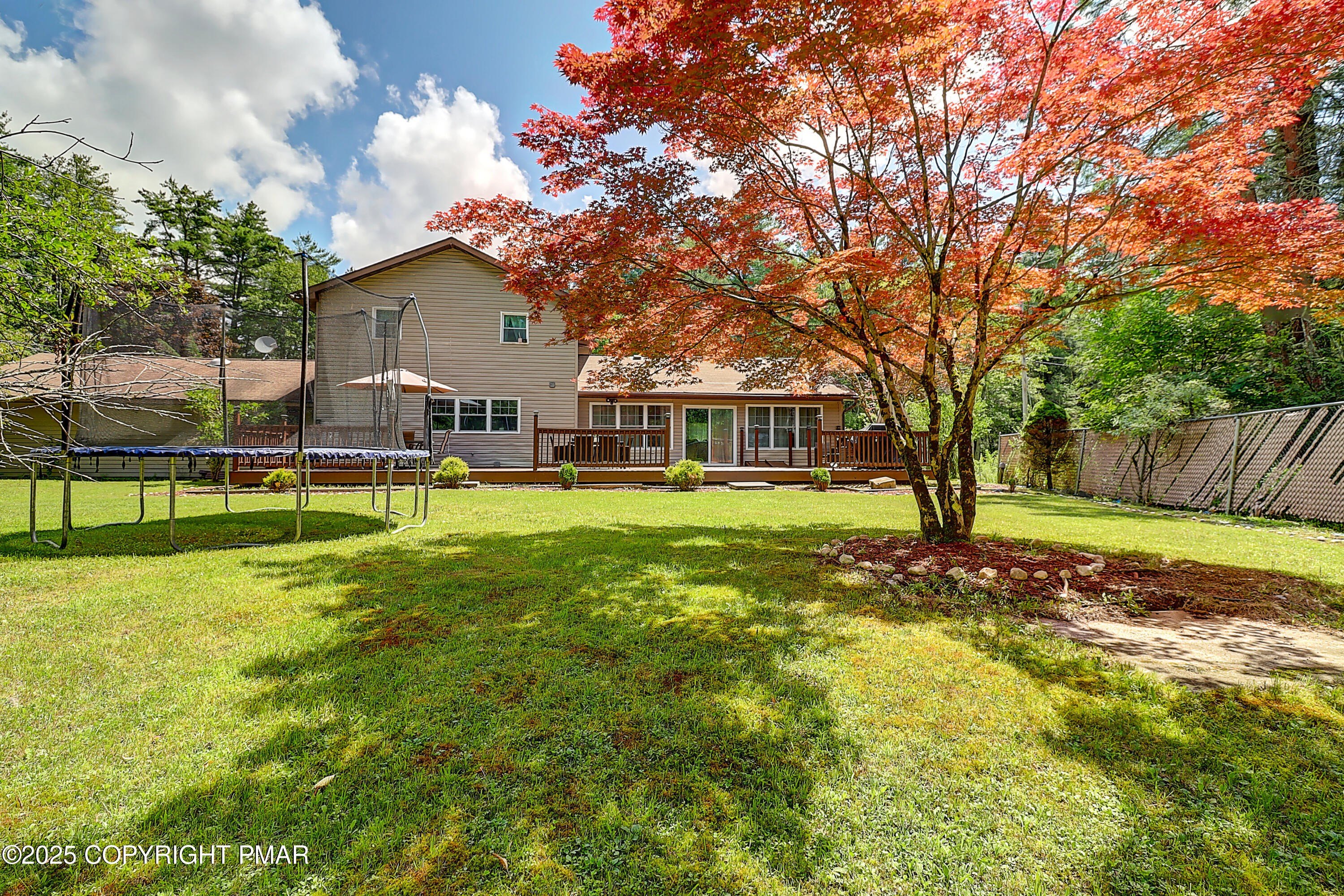 Blakeslee, Pennsylvania, 18610, United States, 4 Bedrooms Bedrooms, ,4 BathroomsBathrooms,Residential,For Sale,1982561