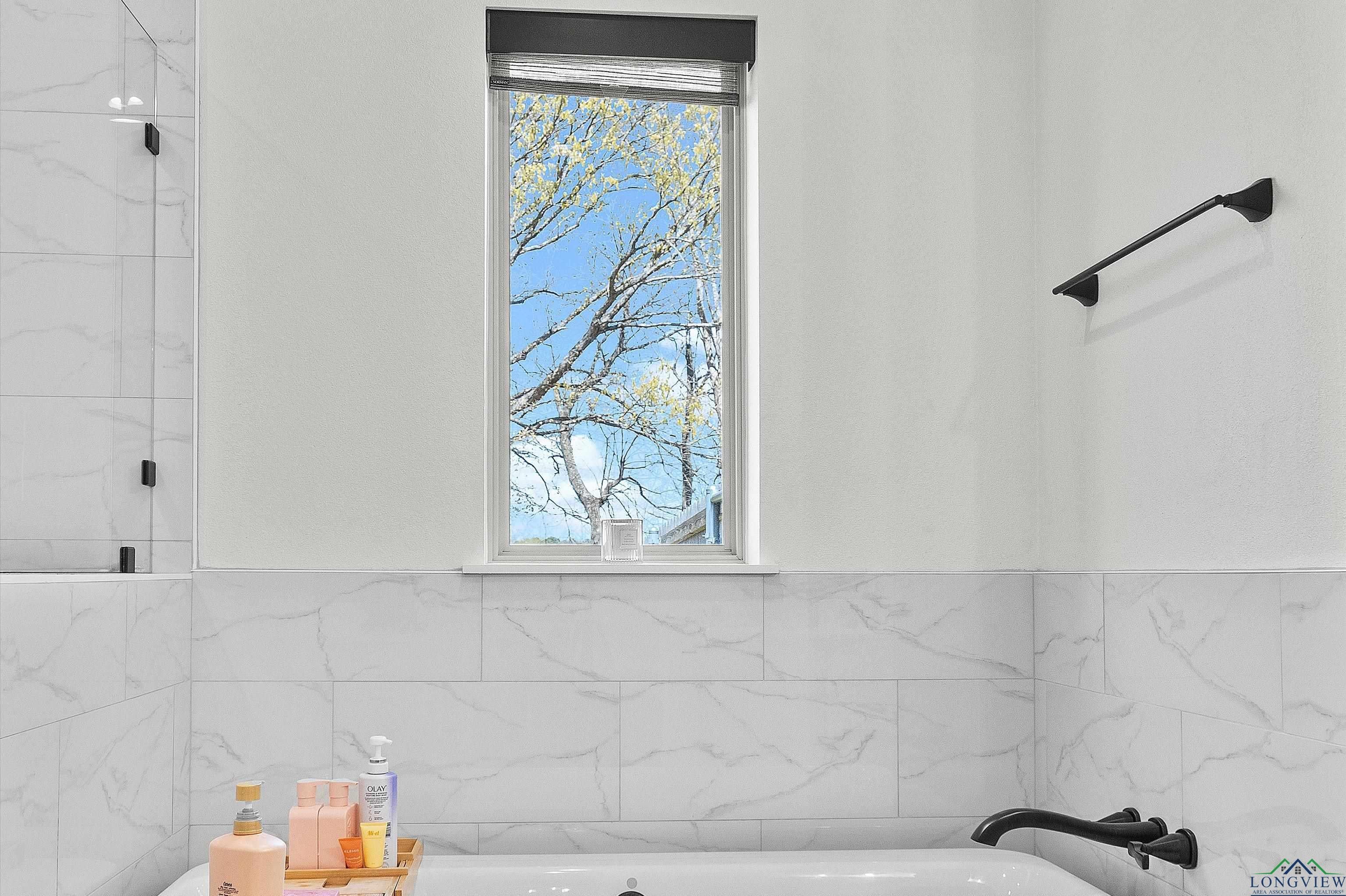 Hallsville, Texas, 75650-3511, United States, 4 Bedrooms Bedrooms, ,3 BathroomsBathrooms,Residential,For Sale,1980280