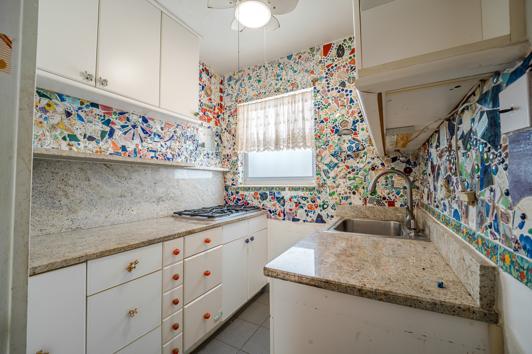  4730 Pine Tree Dr, Miami Beach, FL, 33140 - 物件實景