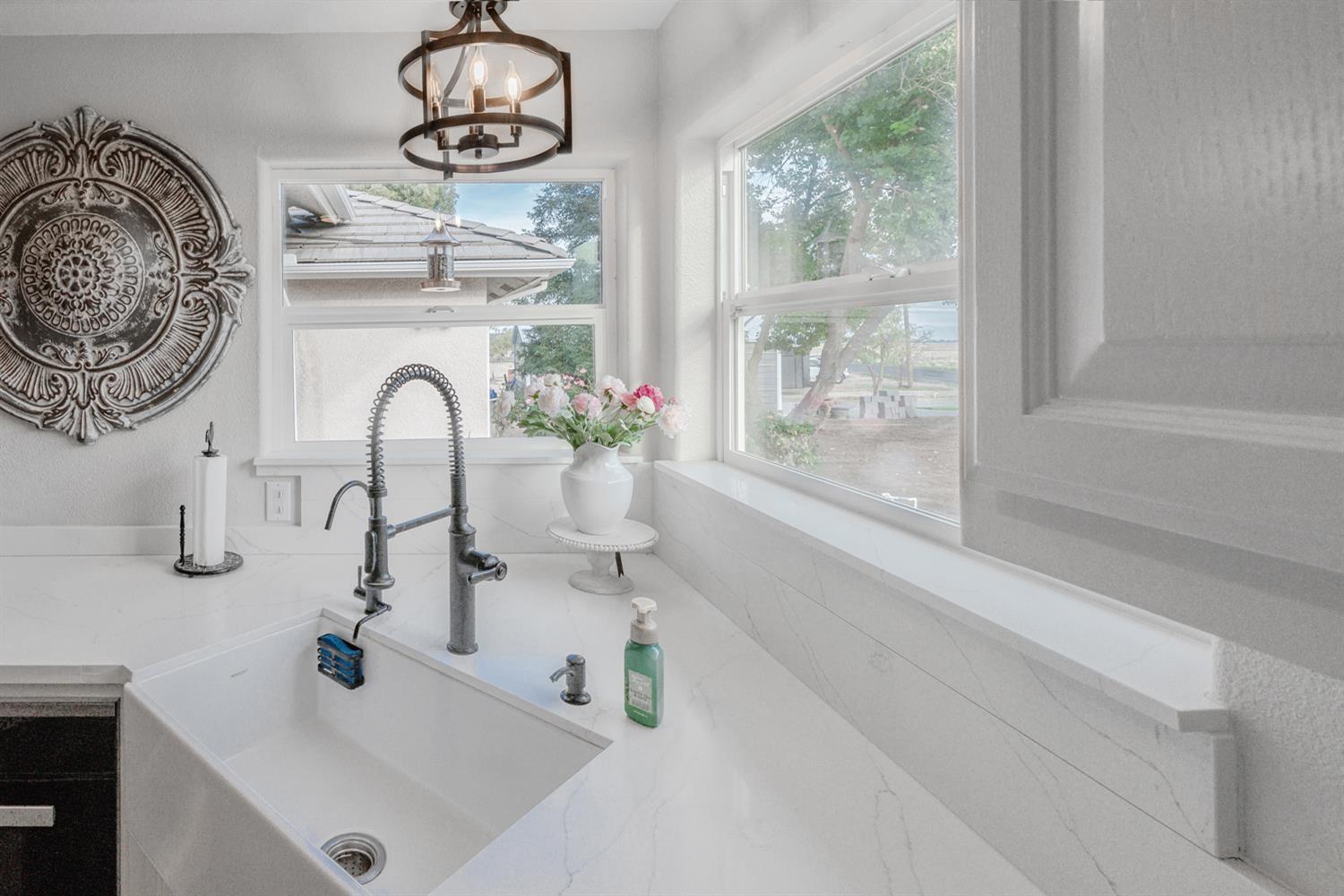 Madera, California, 93636, United States, 4 Bedrooms Bedrooms, ,3 BathroomsBathrooms,Residential,For Sale,1998678