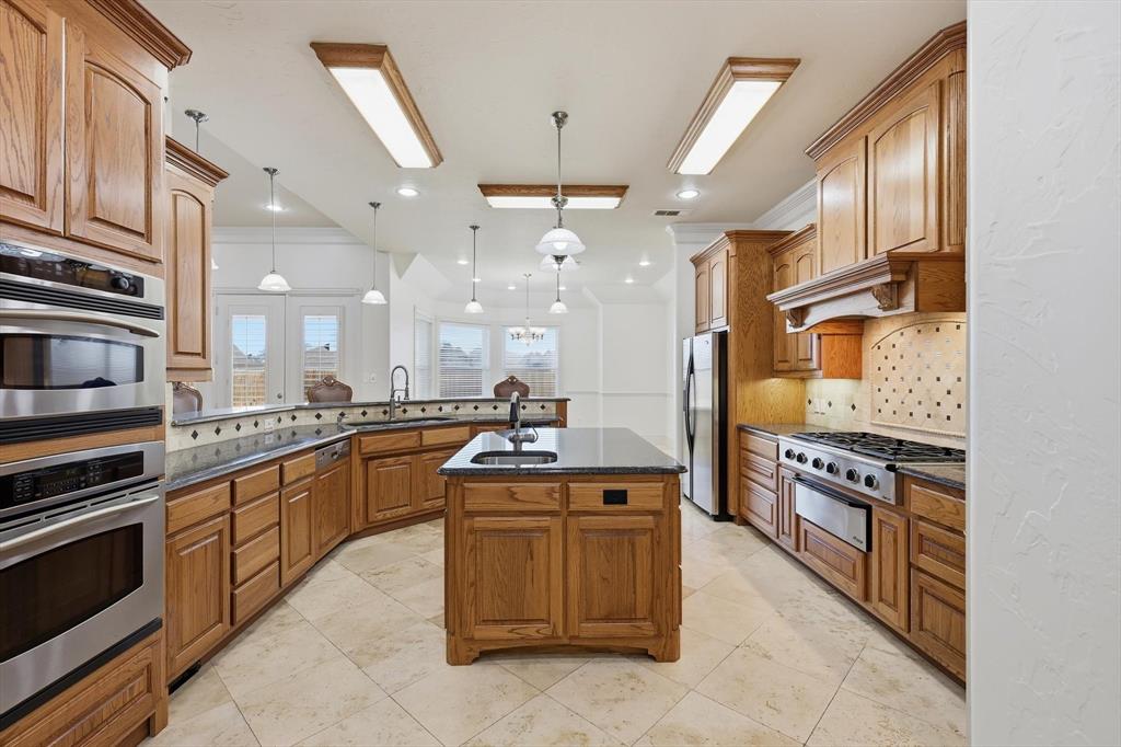 Shady Shores, Texas, 76208, United States, 3 Bedrooms Bedrooms, ,3 BathroomsBathrooms,Residential,For Sale,2011707