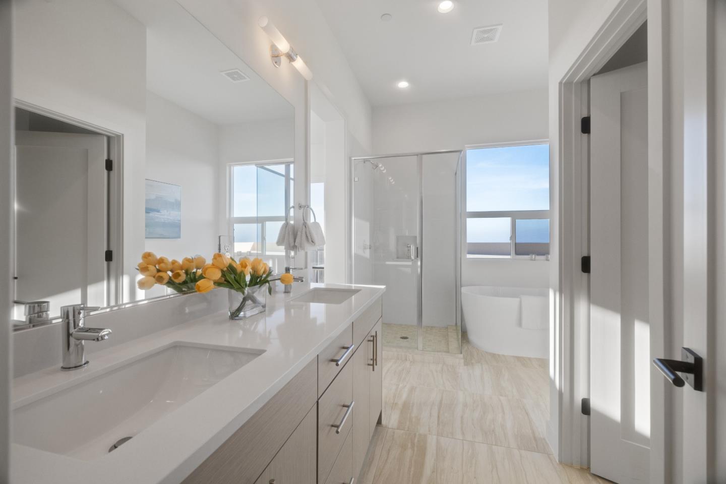 Pacifica, California, 94044, United States, 3 Bedrooms Bedrooms, ,3 BathroomsBathrooms,Residential,For Sale,2002180