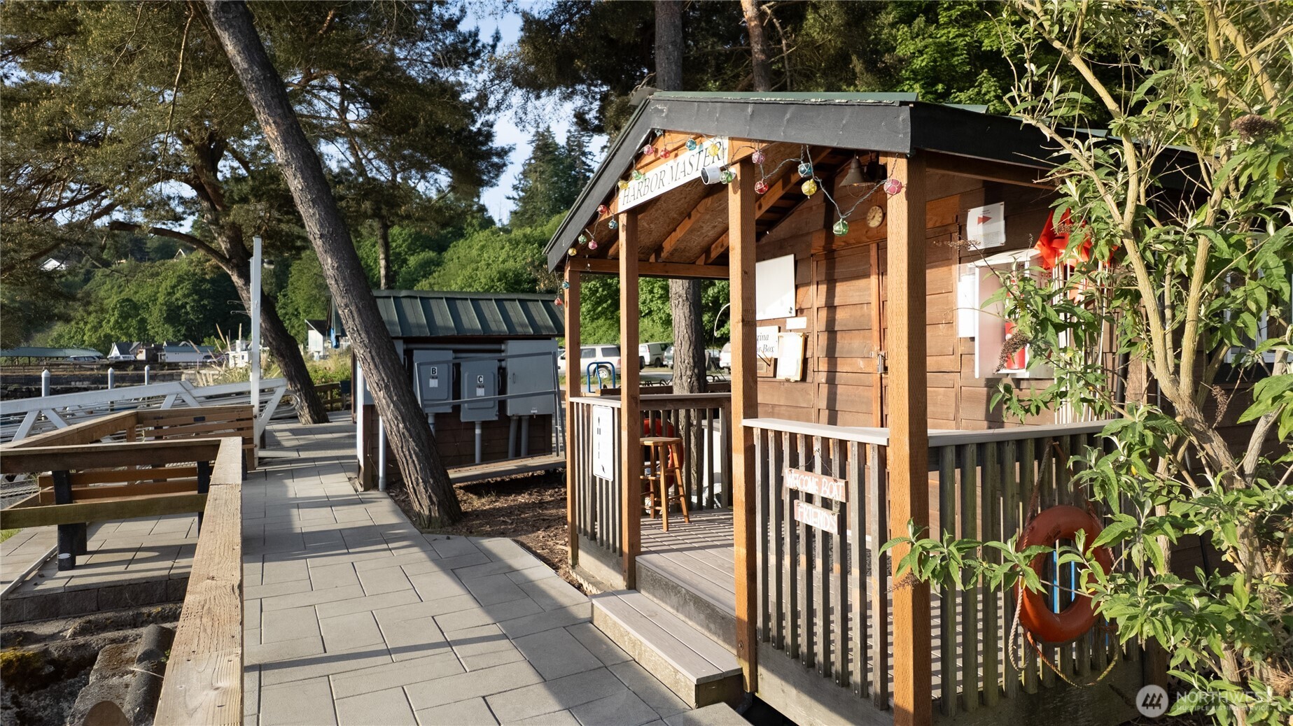 Hat Island, Washington, 98206, United States, 3 Bedrooms Bedrooms, ,1 BathroomBathrooms,Residential,For Sale,1974071