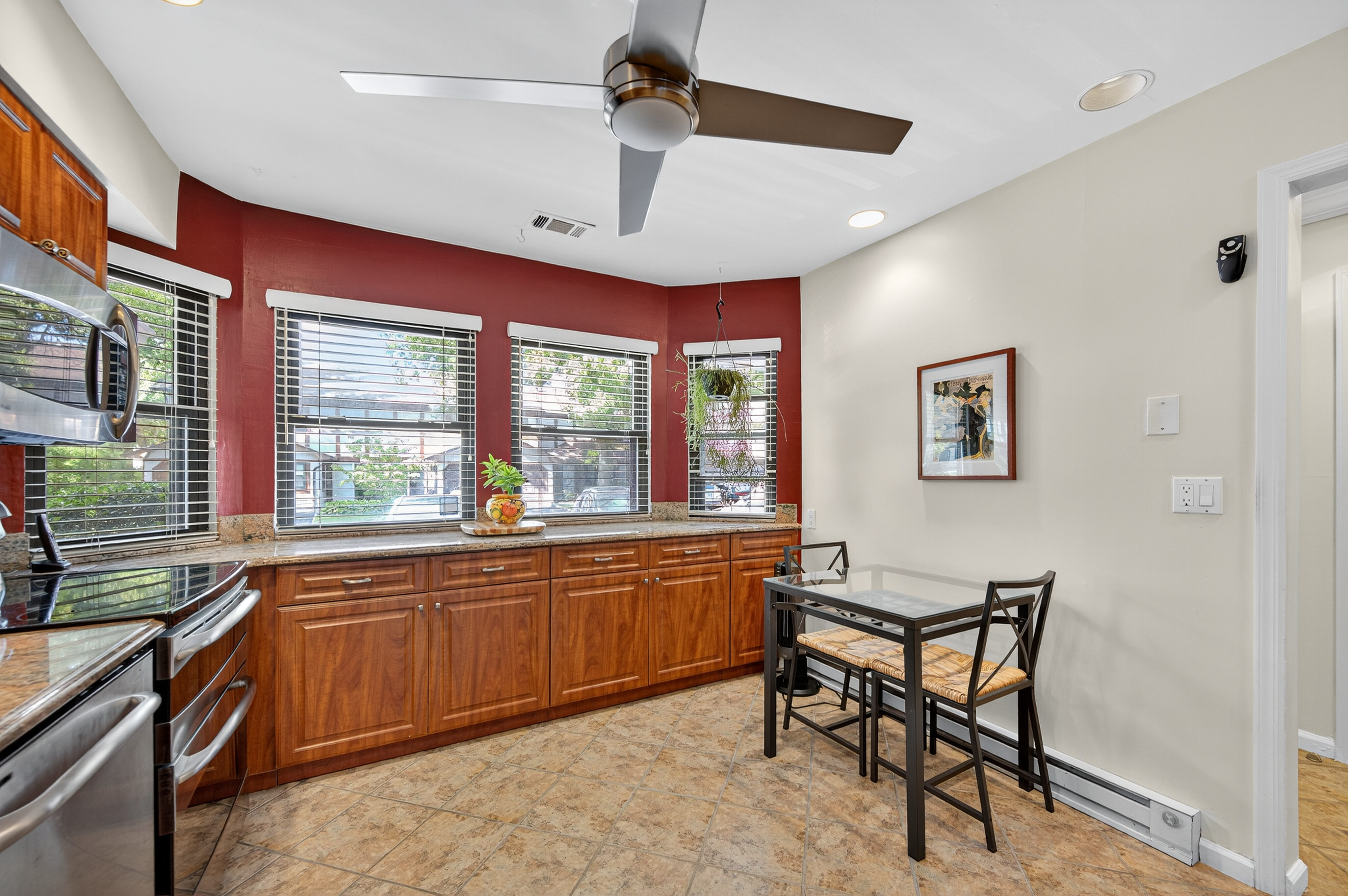  12 Hampton Way, Woodbury, NY, 11797 - 物件實景