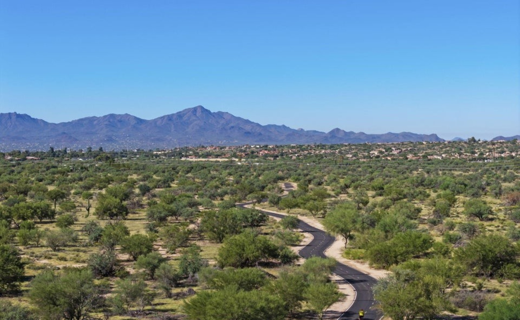  435 W Valoro Drive¦Tucson, AZ - 物件實景