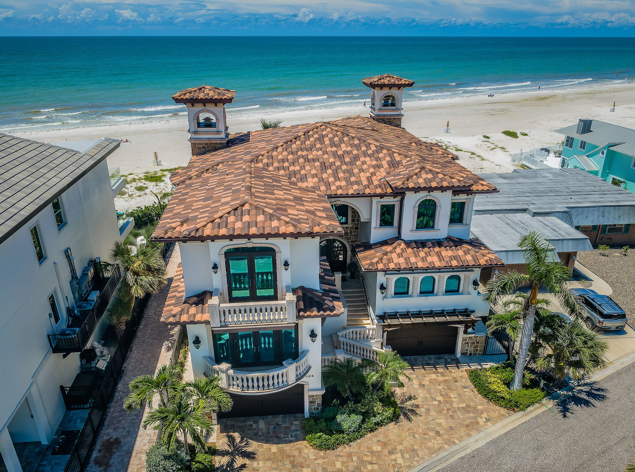 Redington Shores, Florida, 33708, United States, 5 Bedrooms Bedrooms, ,6 BathroomsBathrooms,Residential,For Sale,1921894