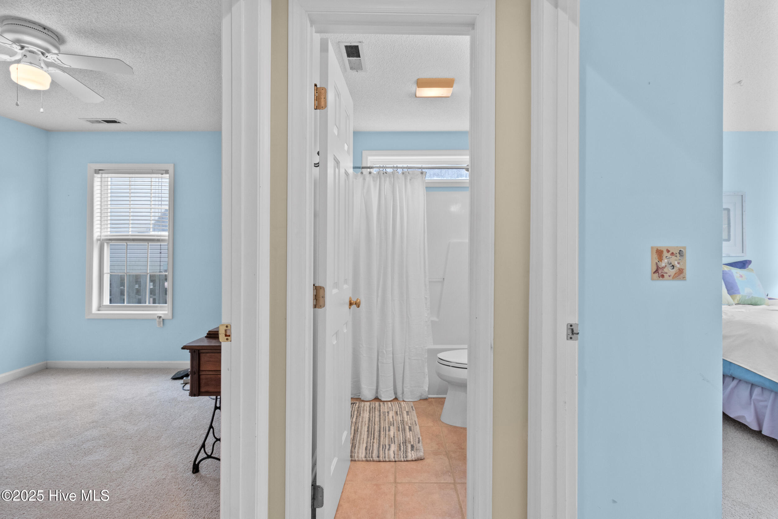 Carolina Beach, North Carolina, 28428, United States, 3 Bedrooms Bedrooms, ,2 BathroomsBathrooms,Residential,For Sale,1890740