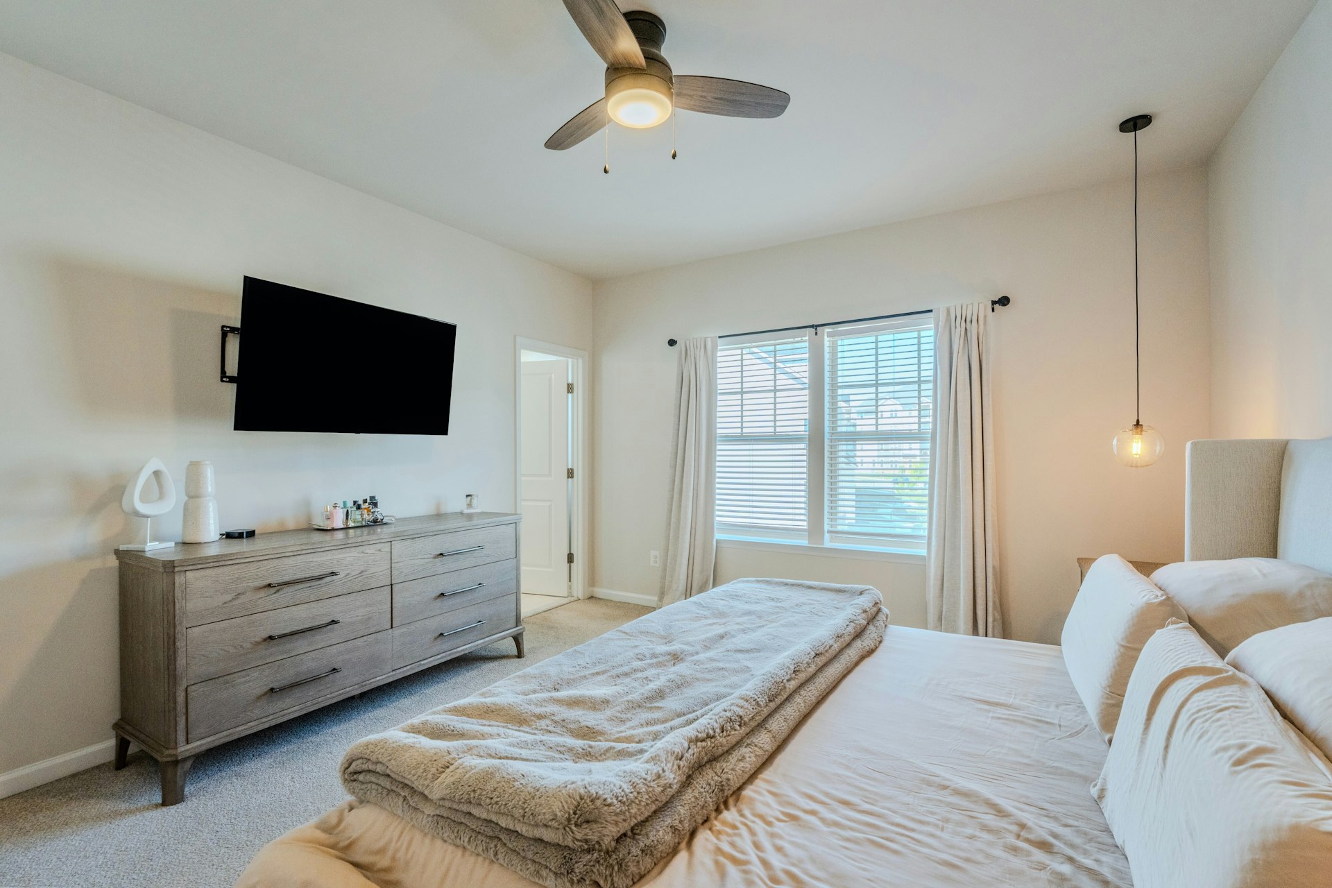  813 Sawback Square NE, Leesburg, VA, 20176 - 物件實景