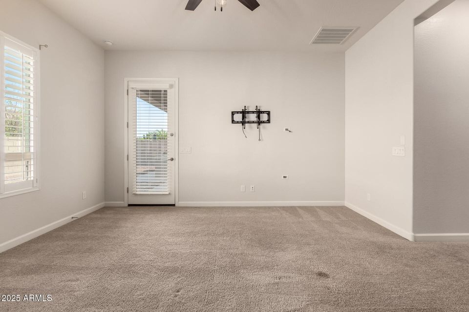 Chandler, Arizona, 85286, United States, 4 Bedrooms Bedrooms, ,Residential,For Sale,1976869