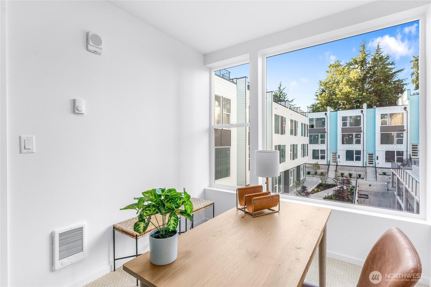 SEATTLE, Washington, 98125, United States, 3 Bedrooms Bedrooms, ,3 BathroomsBathrooms,Residential,For Sale,1995957