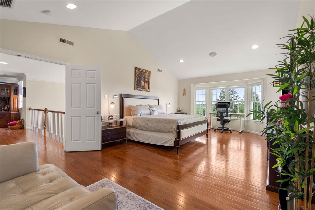 Methuen, Massachusetts, 01844, United States, 4 Bedrooms Bedrooms, ,3 BathroomsBathrooms,Residential,For Sale,1912504