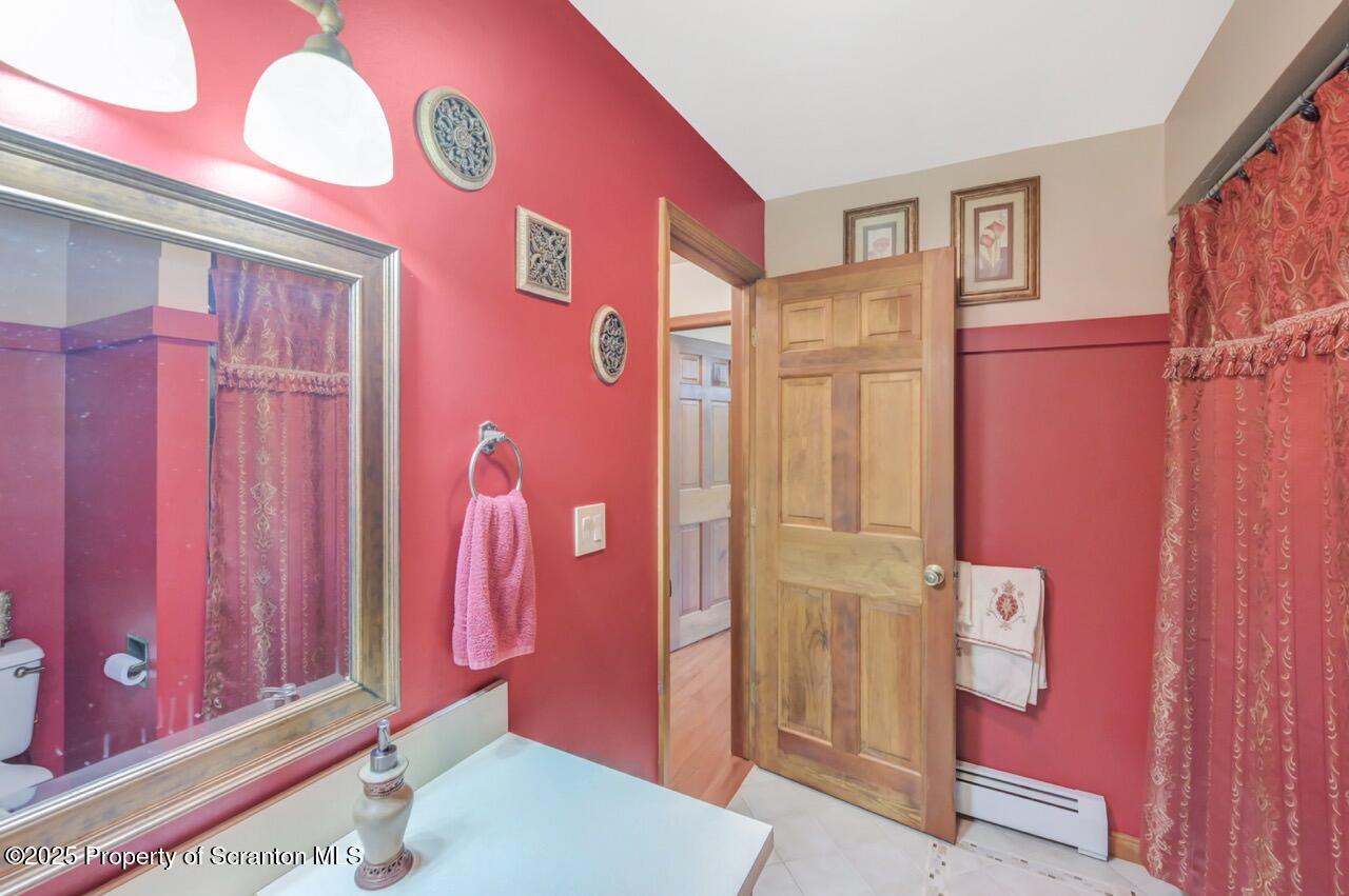 Gouldsboro, Pennsylvania, 18424, United States, 4 Bedrooms Bedrooms, ,3 BathroomsBathrooms,Residential,For Sale,1998512