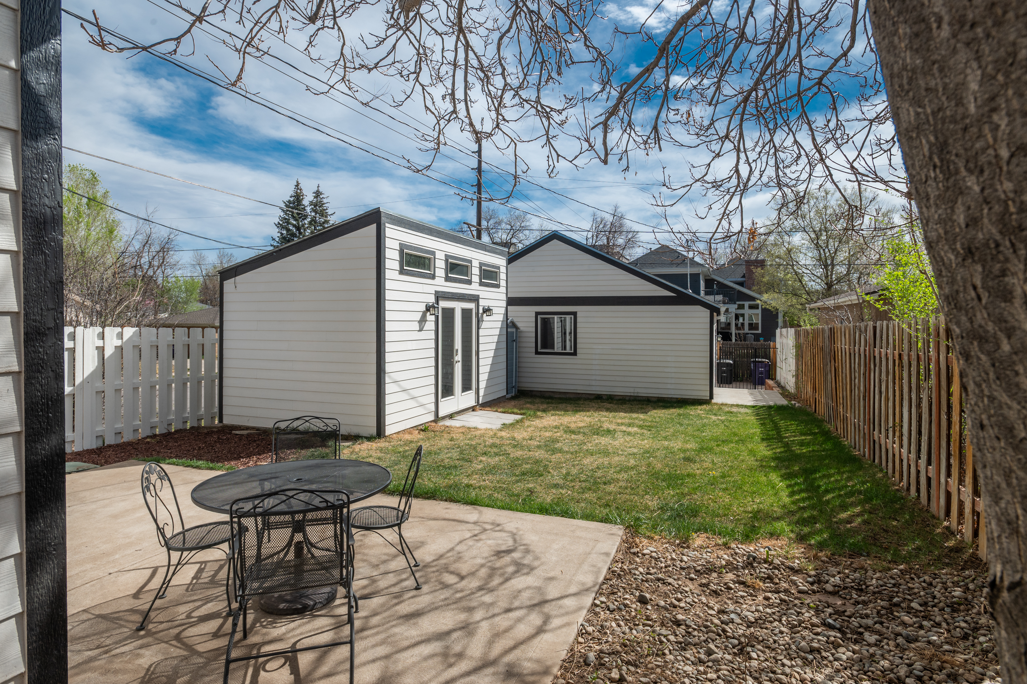  Beautifully updated 1929 bungalow in the heart of DU - 物件實景