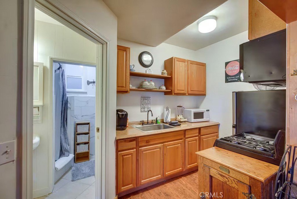 Big Bear Lake, California, 92315, United States, 4 Bedrooms Bedrooms, ,3 BathroomsBathrooms,Residential,For Sale,1982573