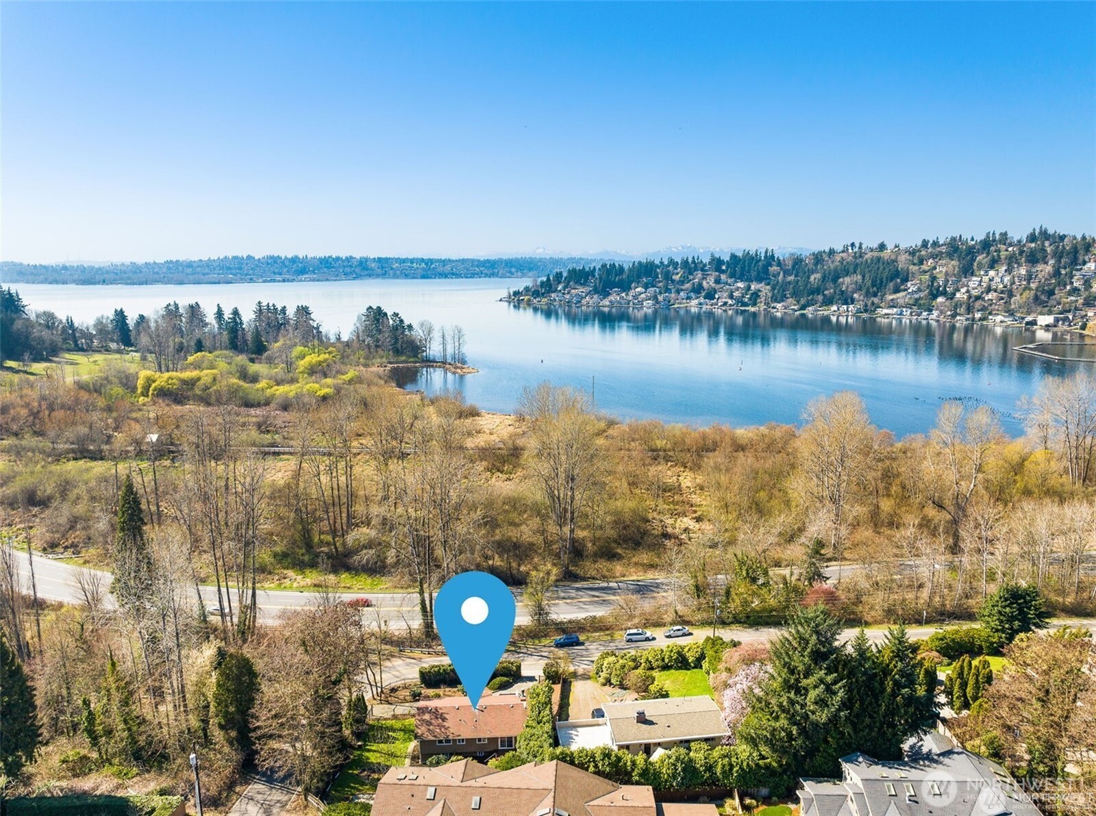 Kirkland, Washington, 98033, United States, 4 Bedrooms Bedrooms, ,2 BathroomsBathrooms,Residential,For Sale,1938855