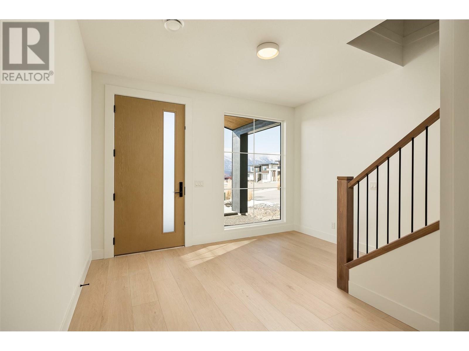 LAKE COUNTRY, British Columbia, V4V 0A4, CA, 3 Bedrooms Bedrooms, ,2 BathroomsBathrooms,Residential,For Sale,1837010