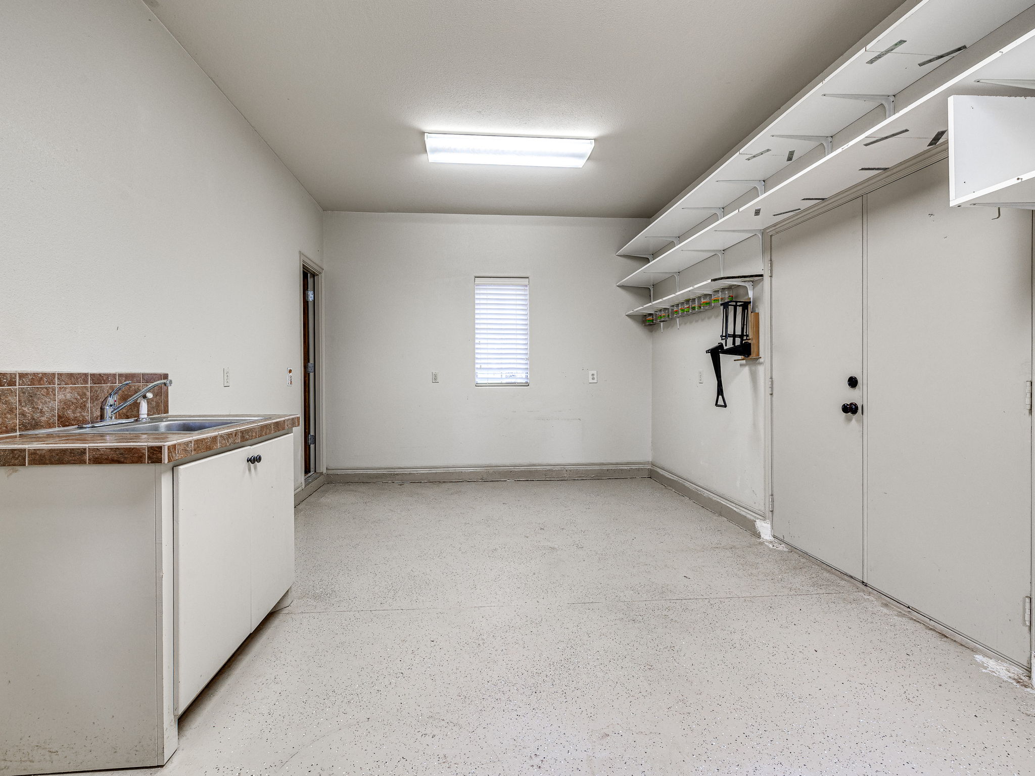 Edmond, Oklahoma, 73003, United States, 3 Bedrooms Bedrooms, ,3 BathroomsBathrooms,Residential,For Sale,1907652