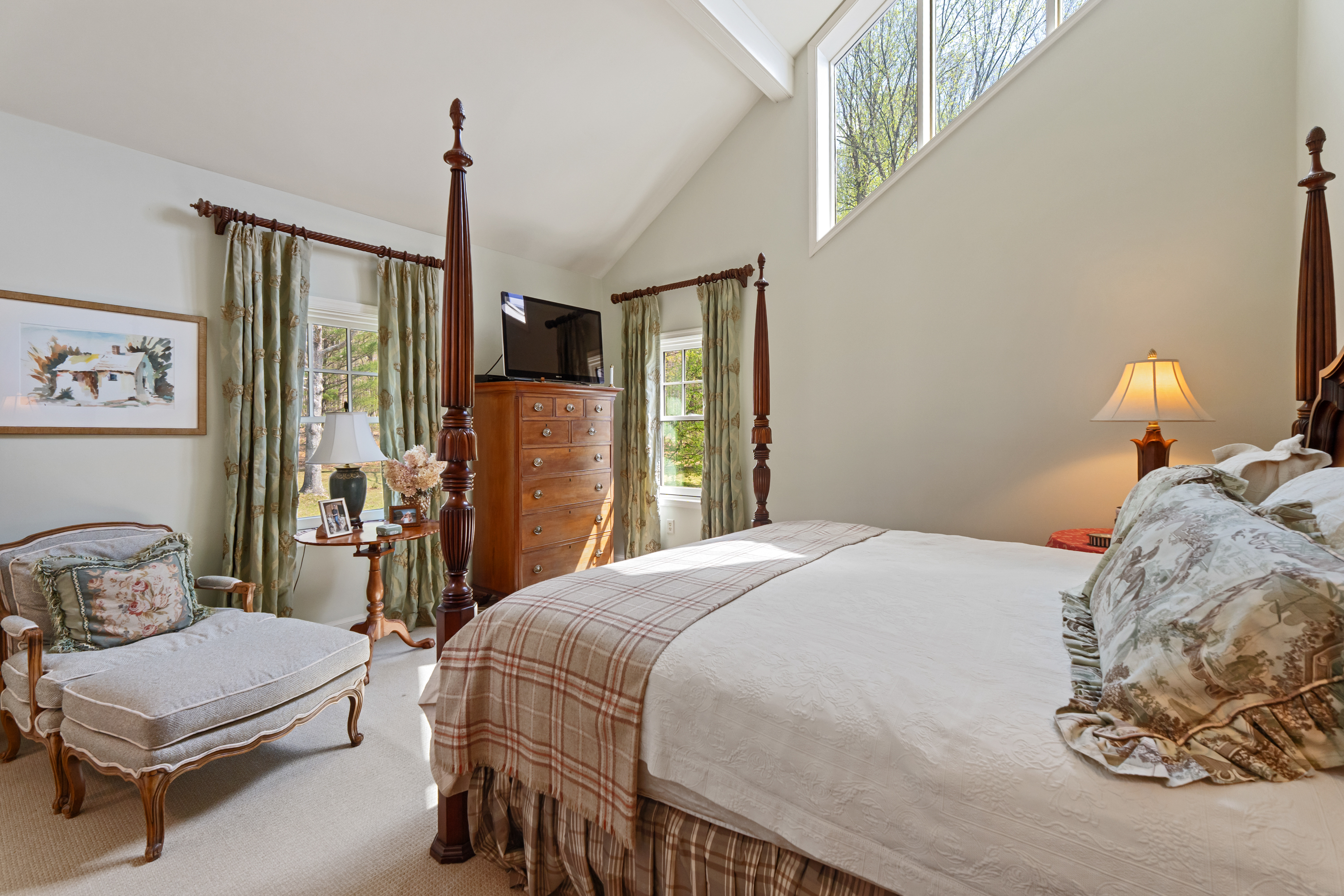  5614 Hot Springs Rd - 物件實景