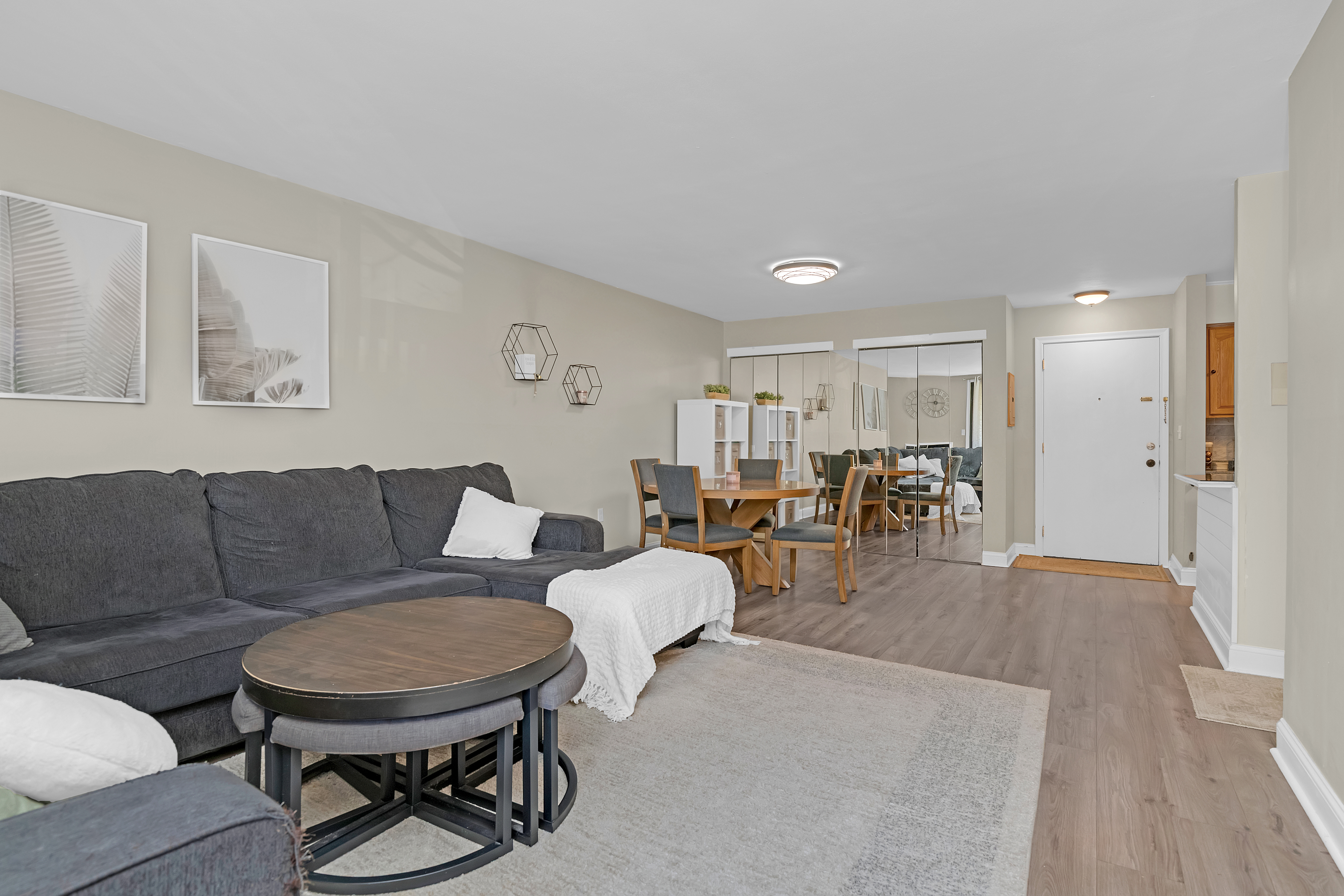  1219 Cromwell Hills Drive - 物件實景