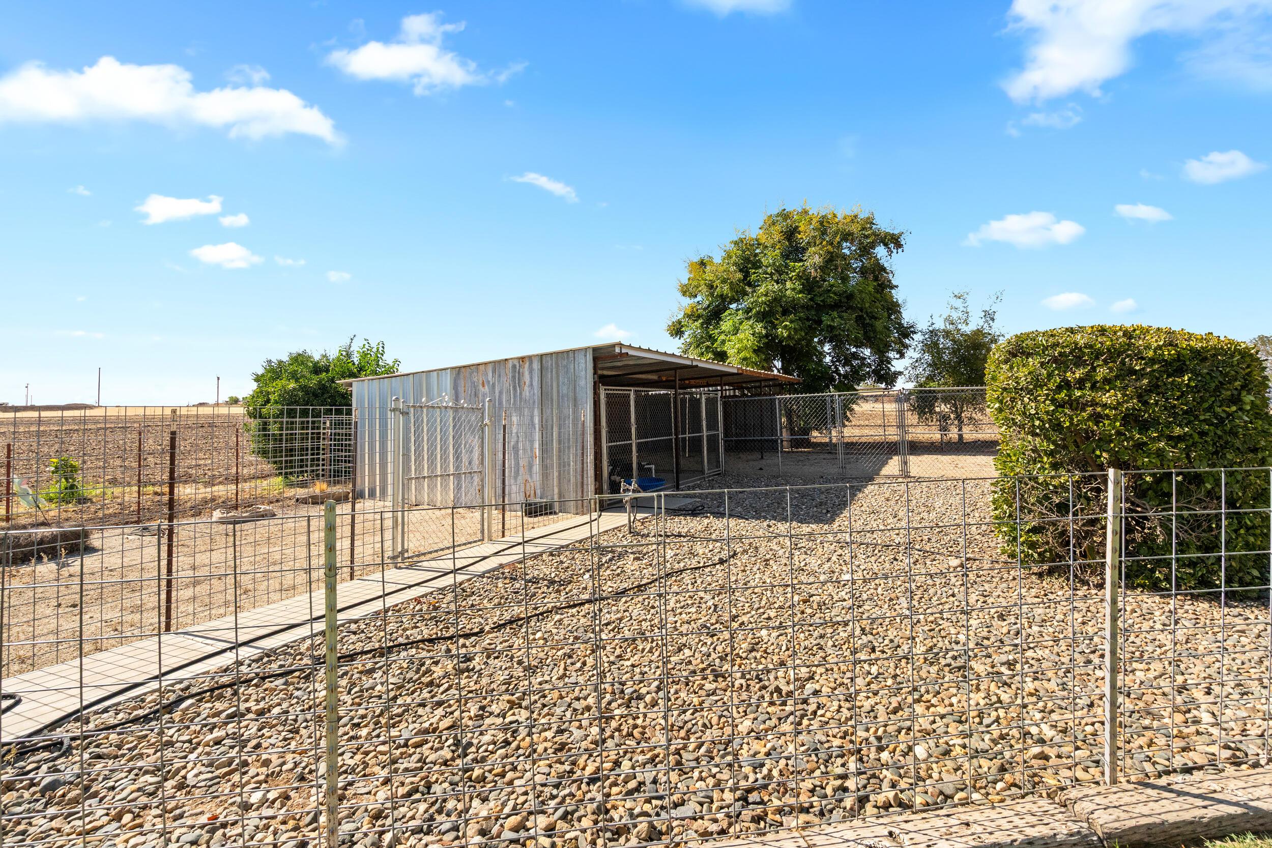 Terra Bella, California, 93270, United States, 3 Bedrooms Bedrooms, ,2 BathroomsBathrooms,Residential,For Sale,1981595