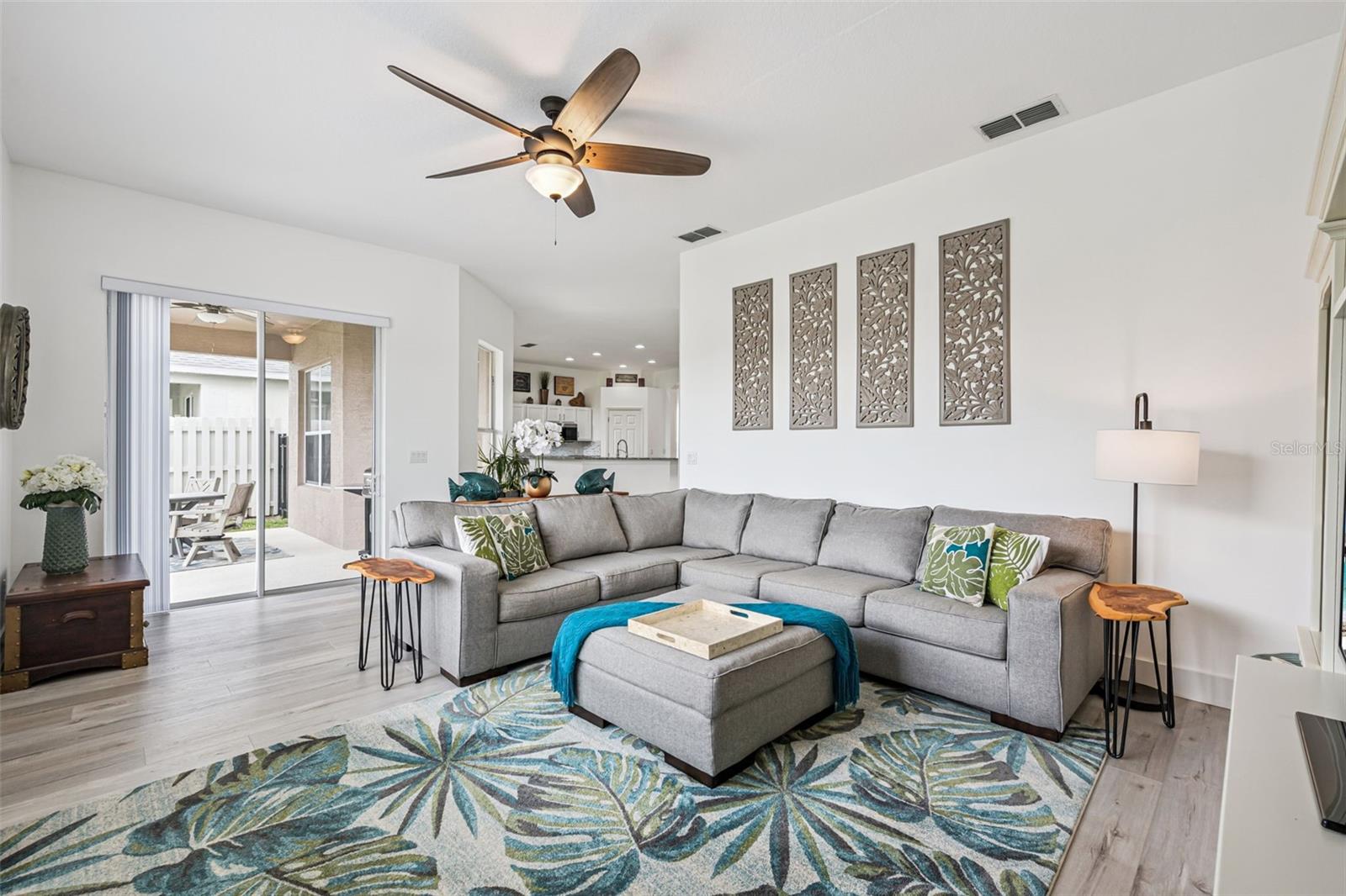 ORLANDO, Florida, 32837, United States, 5 Bedrooms Bedrooms, ,3 BathroomsBathrooms,Residential,For Sale,2010321