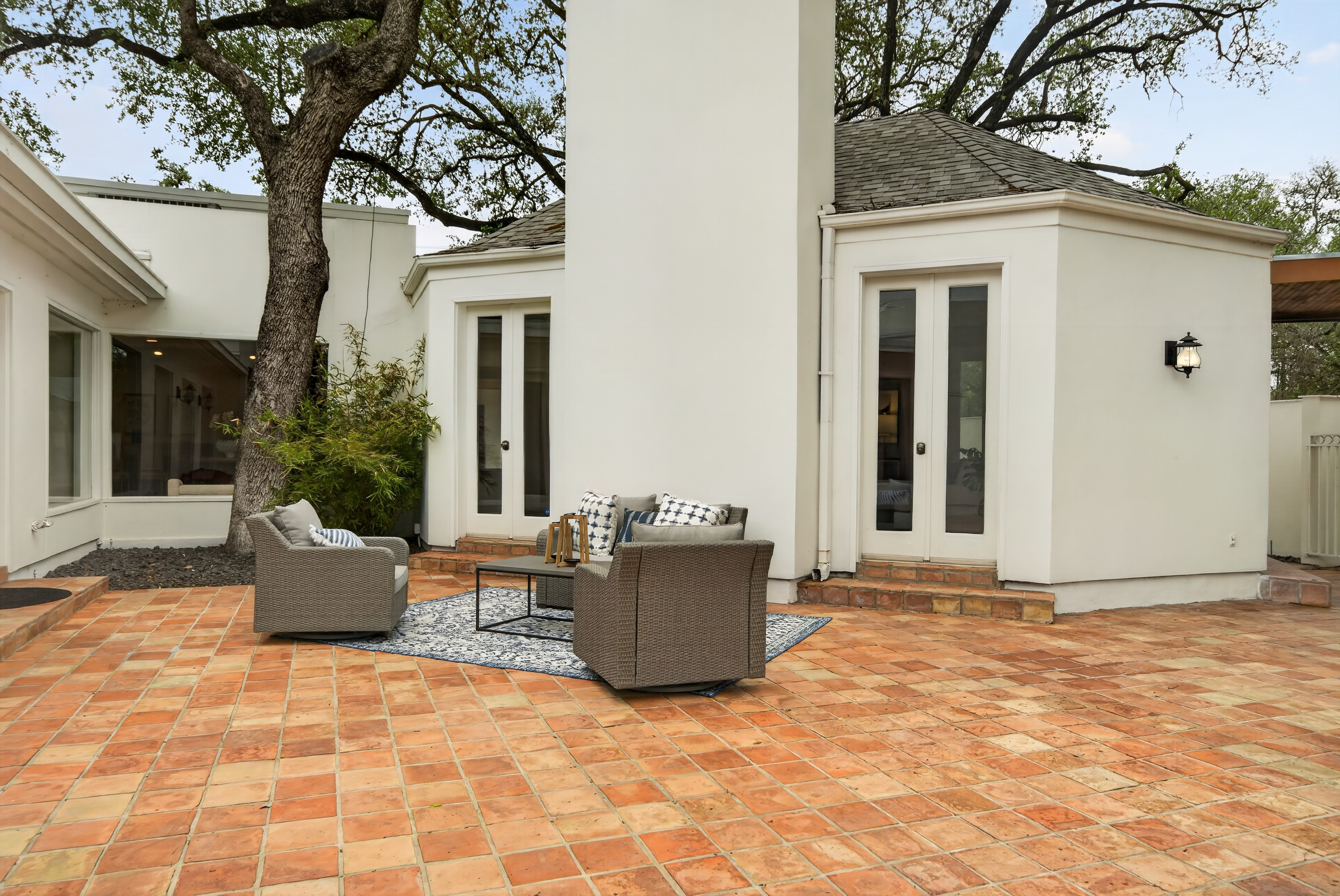  Experience Rare Privacy and Resort Style Living in Alamo Heights - 物件實景