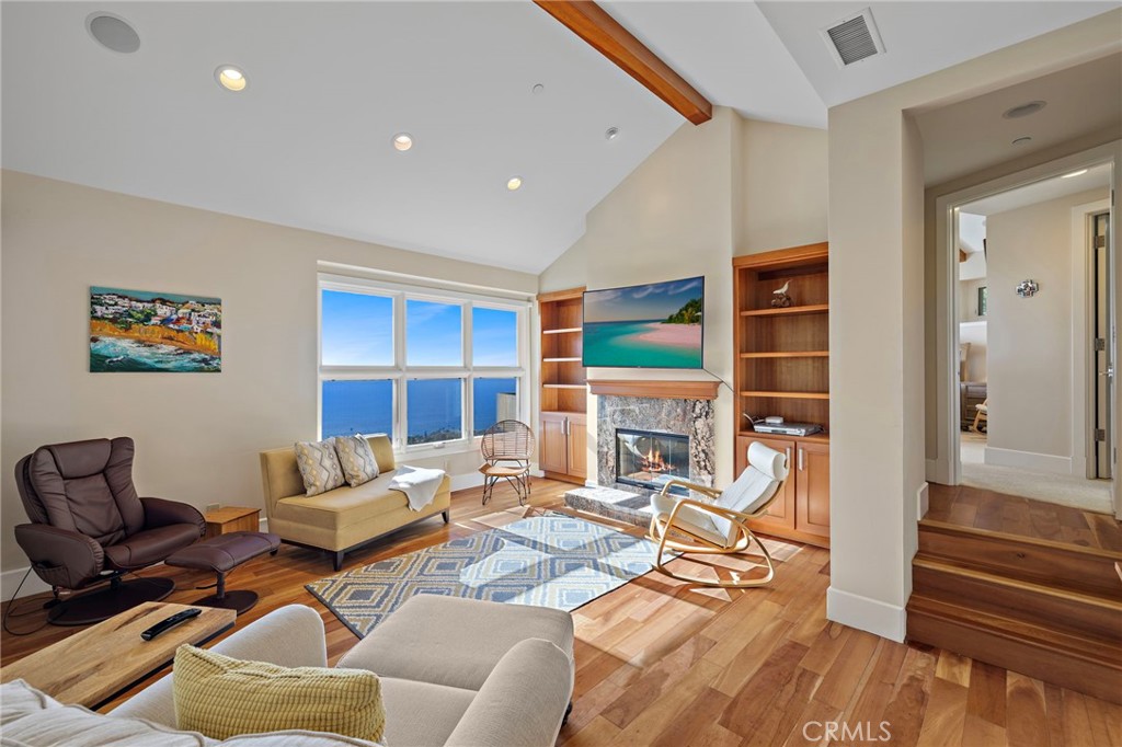 Laguna Beach, California, 92651, United States, 4 Bedrooms Bedrooms, ,5 BathroomsBathrooms,Residential,For Sale,2000559