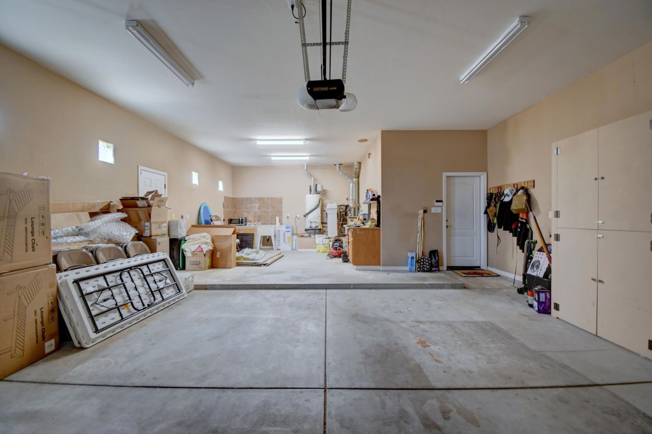 Rio Rancho, New Mexico, 87144, United States, 3 Bedrooms Bedrooms, ,2 BathroomsBathrooms,Residential,For Sale,1993509