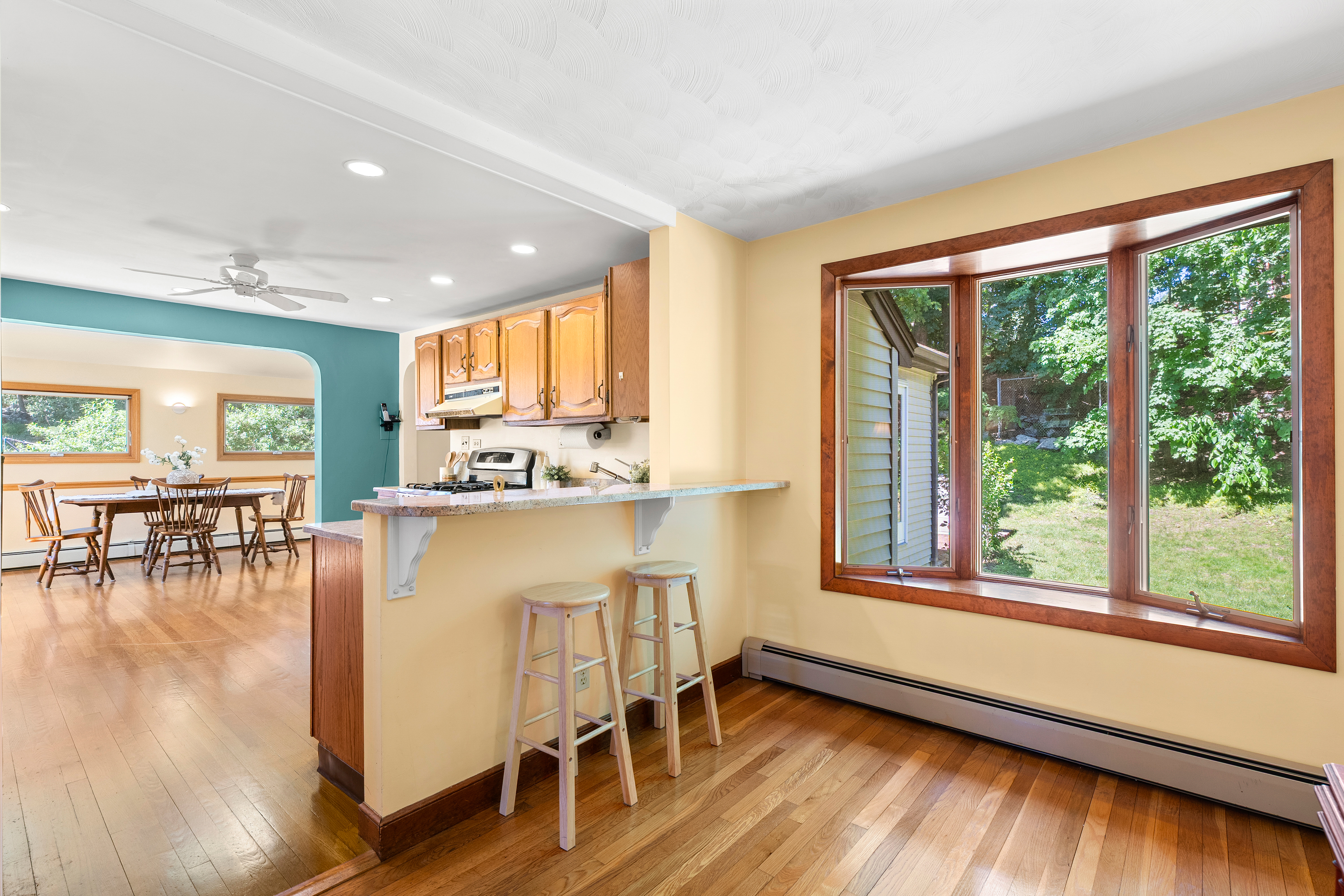  26 Lawrence Lane, Arlington, MA, 02474 - 物件實景
