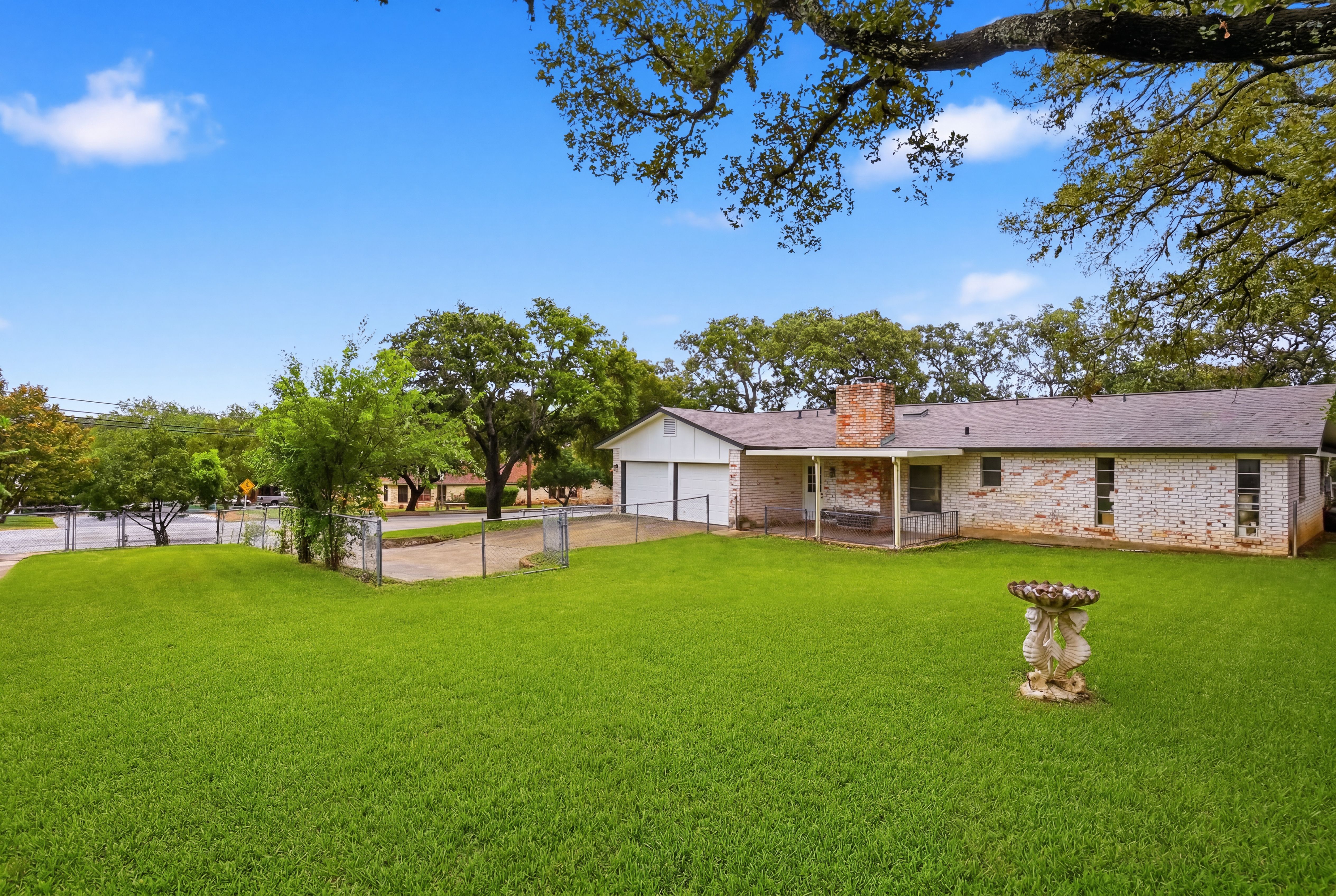  Mid-Century Modern on Half an Acre - 物件實景
