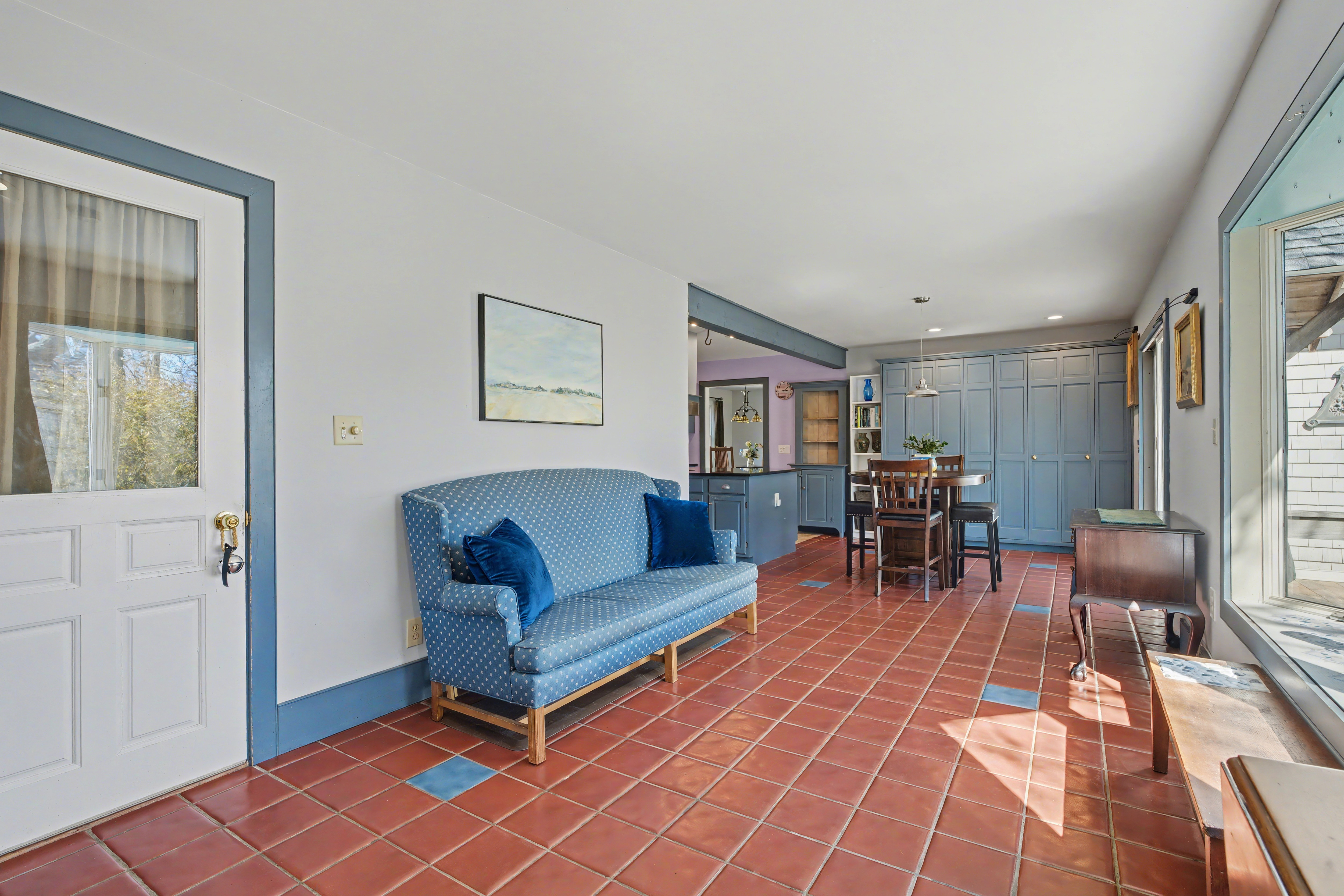  Spacious Main House and Separate Guest Home on 3.64 Acres - 物件實景