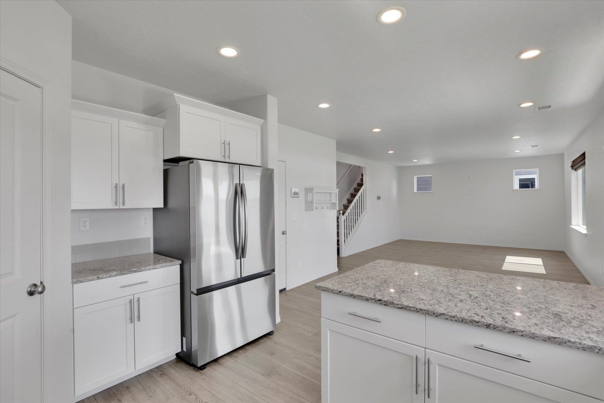 Deer Park, Washington, 99006, United States, 4 Bedrooms Bedrooms, ,3 BathroomsBathrooms,Residential,For Sale,1919491
