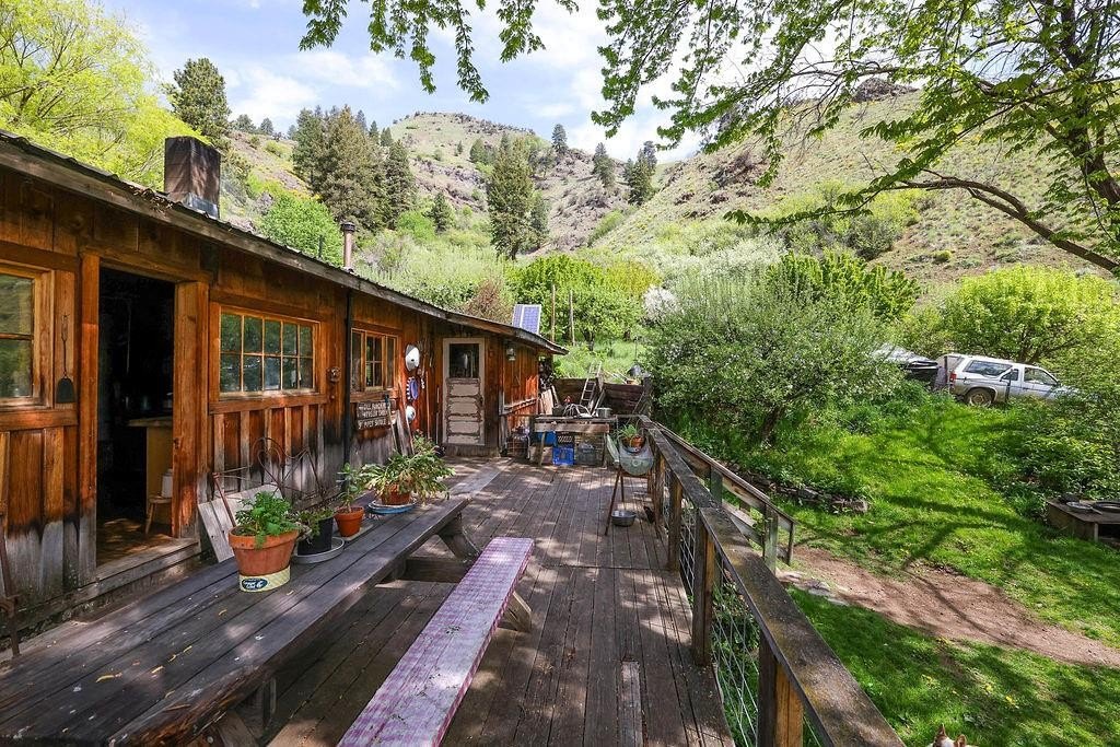 Riggins, Idaho, 83549, United States, 2 Bedrooms Bedrooms, ,1 BathroomBathrooms,Residential,For Sale,1825339