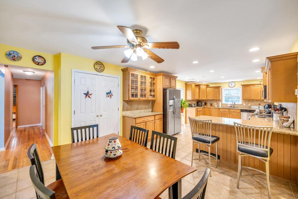 Islip Terrace, New York, 11752, United States, 3 Bedrooms Bedrooms, ,3 BathroomsBathrooms,Residential,For Sale,1898888