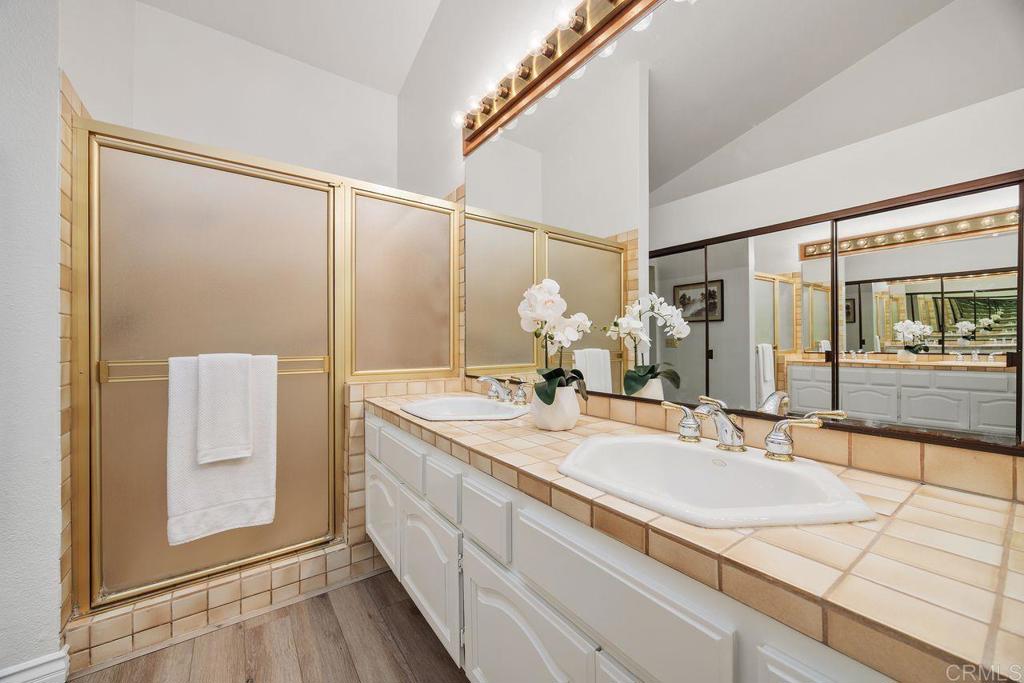 Carlsbad, California, 92011, United States, 3 Bedrooms Bedrooms, ,2 BathroomsBathrooms,Residential,For Sale,1941594