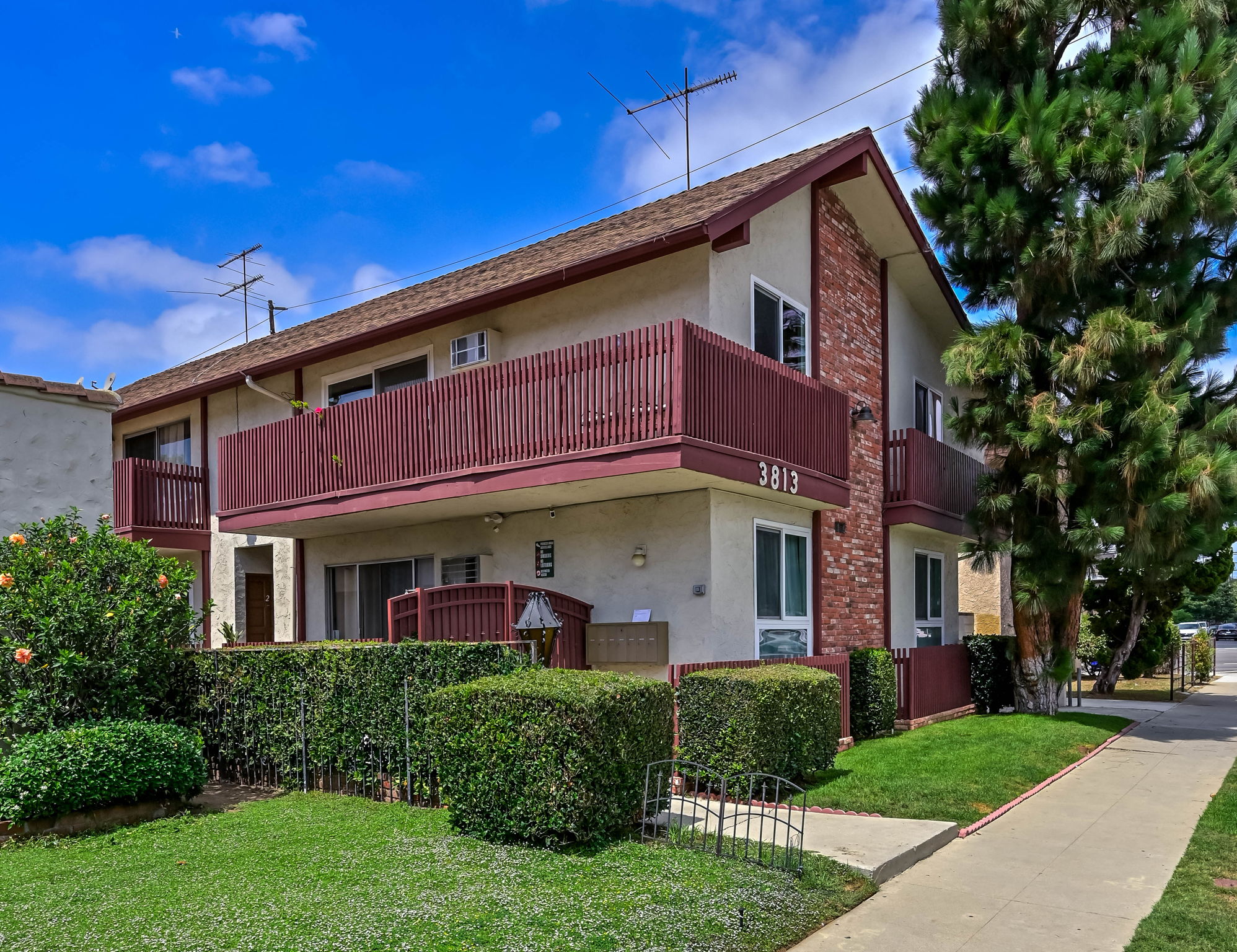 Culver City, California, 90232, United States, 2 Bedrooms Bedrooms, ,2 BathroomsBathrooms,Residential,For Sale,1921770