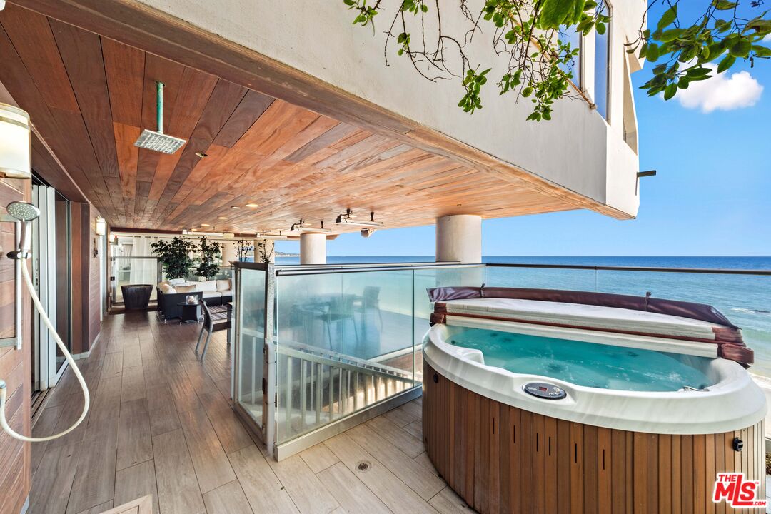 Malibu, California, 90265, United States, 3 Bedrooms Bedrooms, ,4 BathroomsBathrooms,Residential,For Sale,1722107