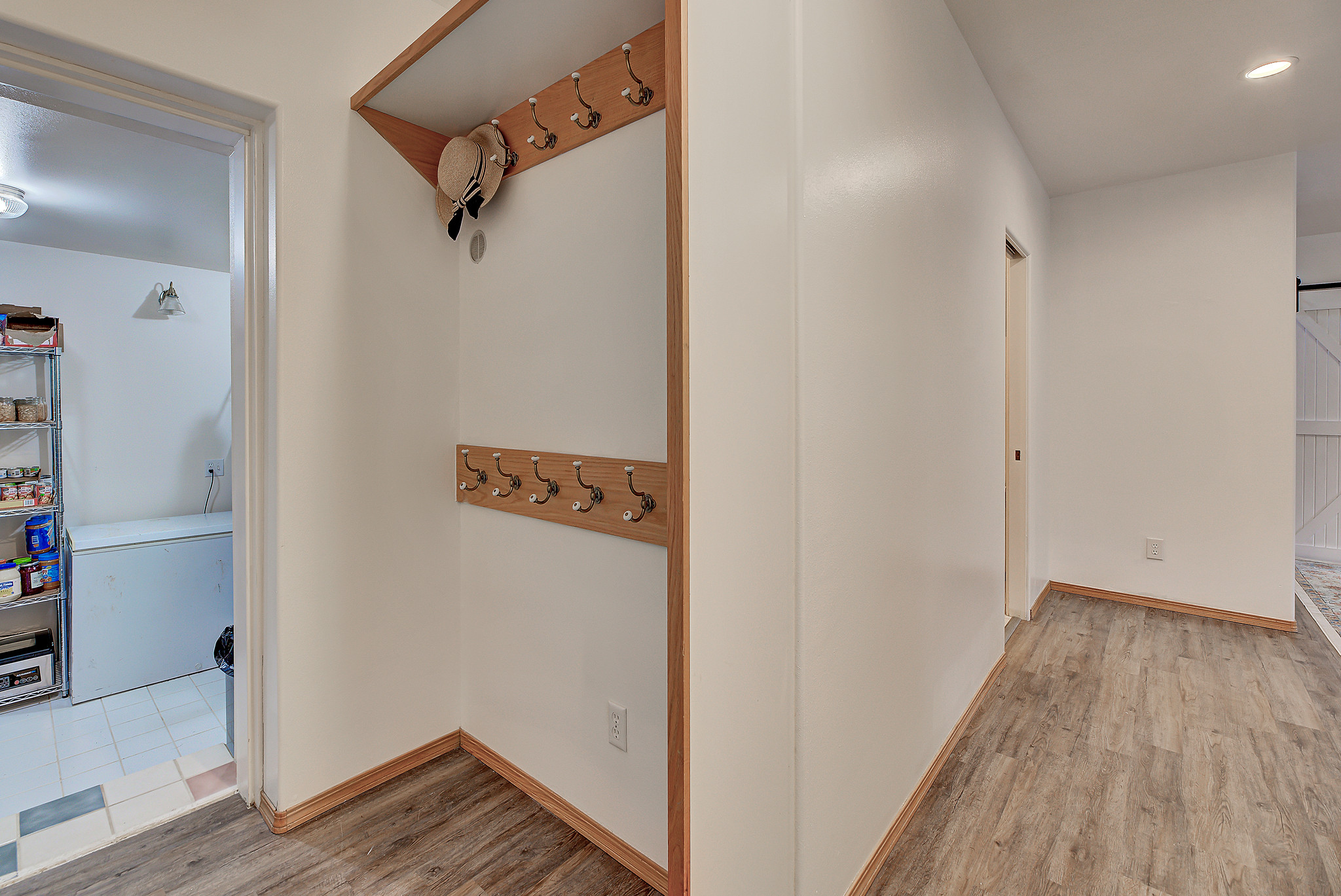 Helmville, Montana, 59743, United States, 3 Bedrooms Bedrooms, ,4 BathroomsBathrooms,Residential,For Sale,1975948