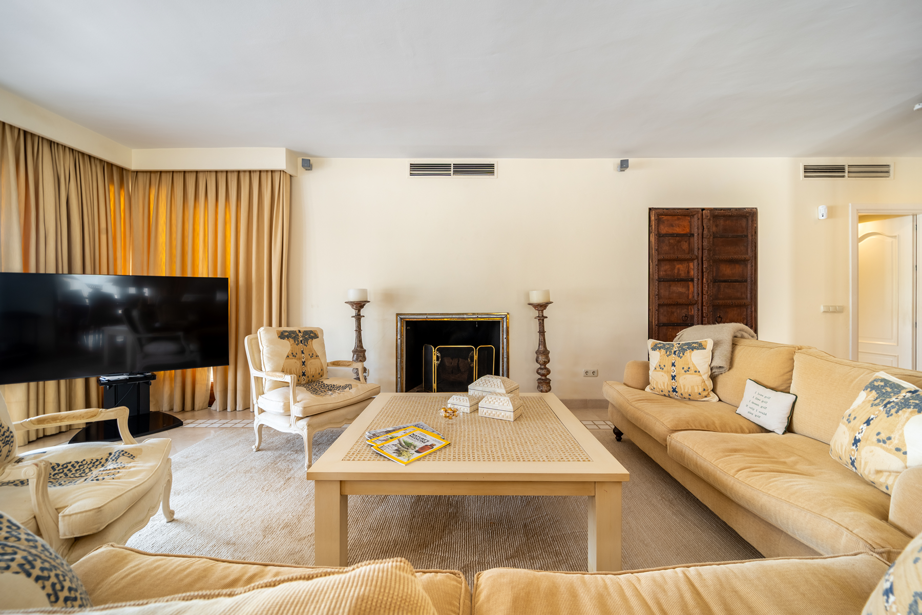  A true home in the Golf Valley with direct access to the Las Brisas golf course - 物件實景