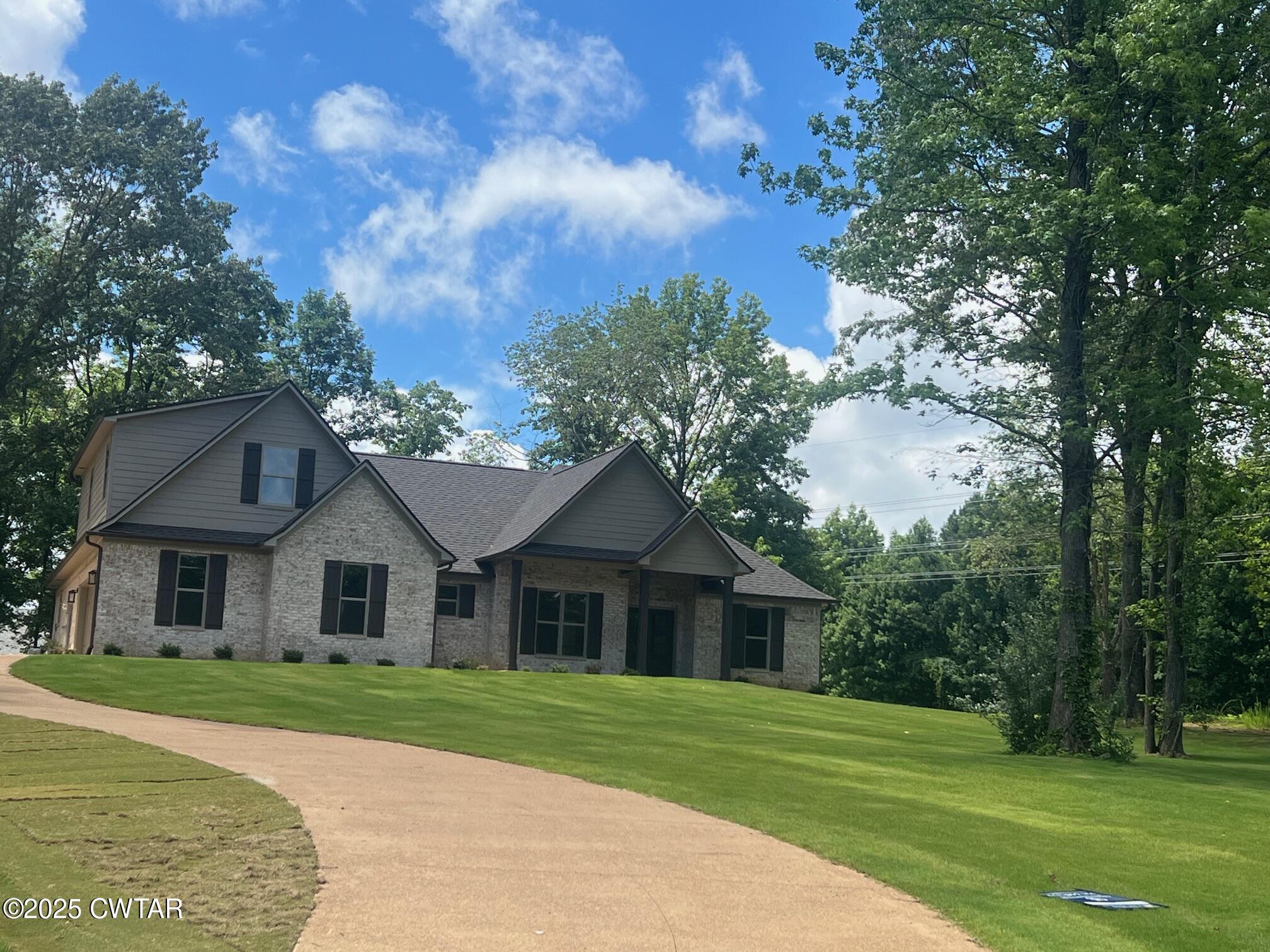 Jackson, Tennessee, 38305, United States, 4 Bedrooms Bedrooms, ,3 BathroomsBathrooms,Residential,For Sale,1754402