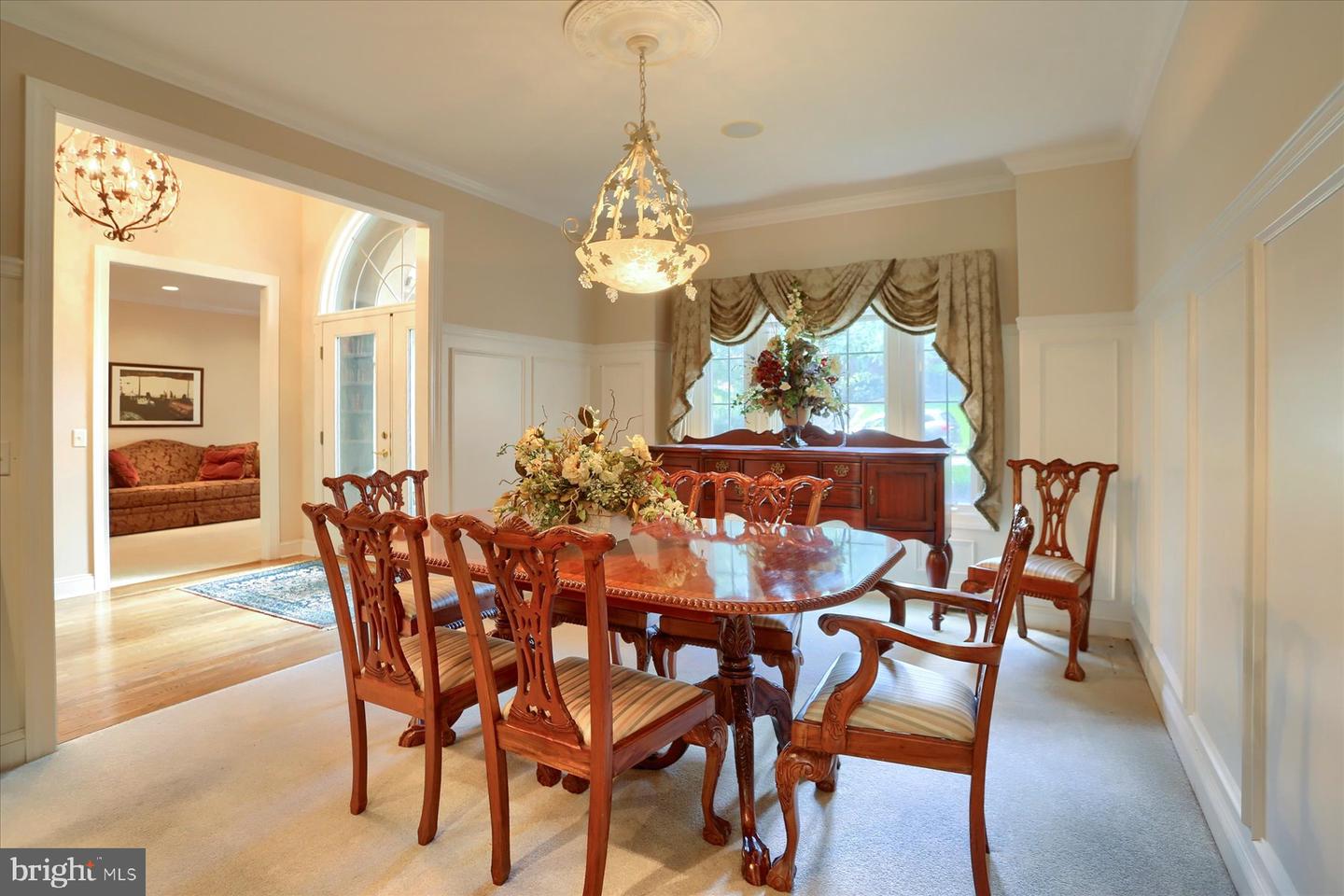 Lemoyne, Pennsylvania, 17043, United States, 5 Bedrooms Bedrooms, ,5 BathroomsBathrooms,Residential,For Sale,1942192