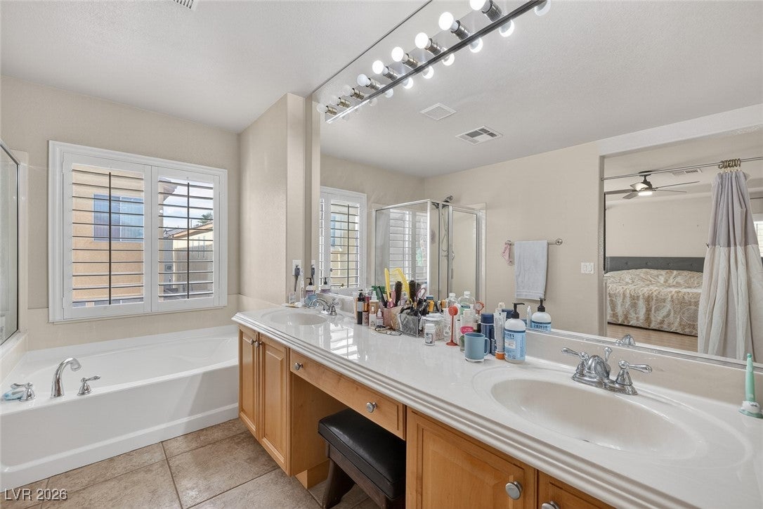 Las Vegas, Nevada, 89147, United States, 4 Bedrooms Bedrooms, ,4 BathroomsBathrooms,Residential,For Sale,2010417